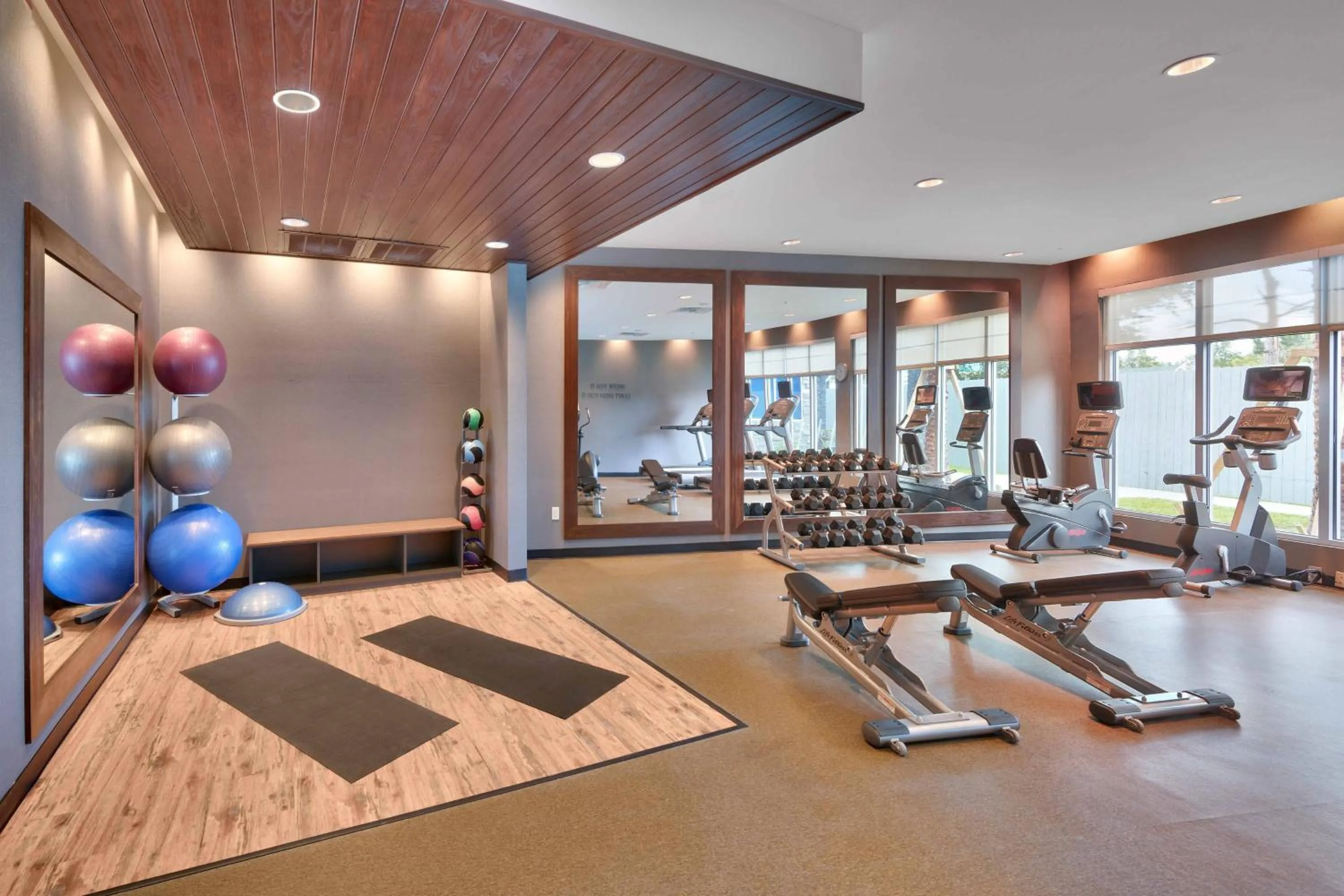 Fitness centre/facilities in Fairfield Inn & Suites by Marriott Rockport