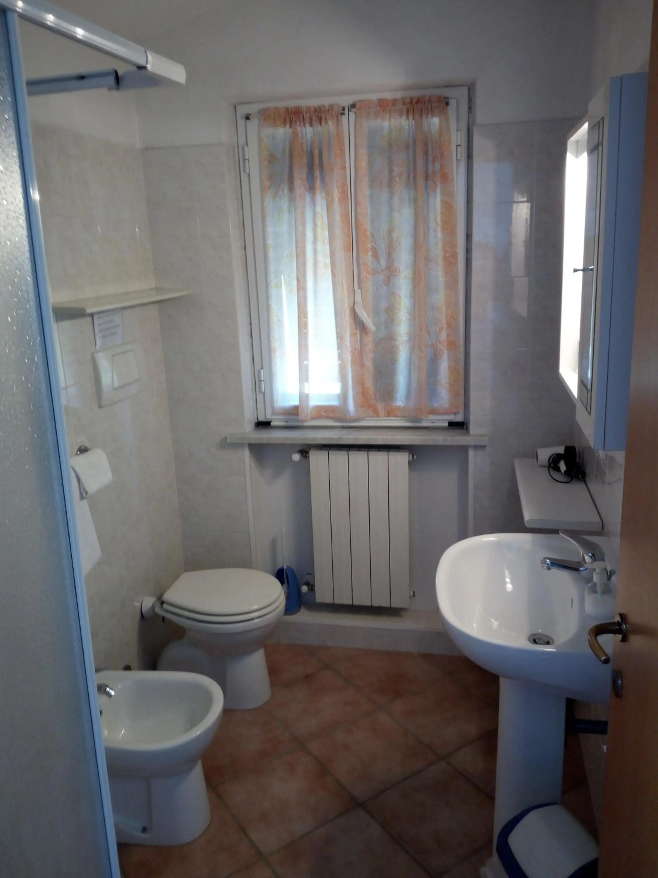 Shower in Nonna Piera