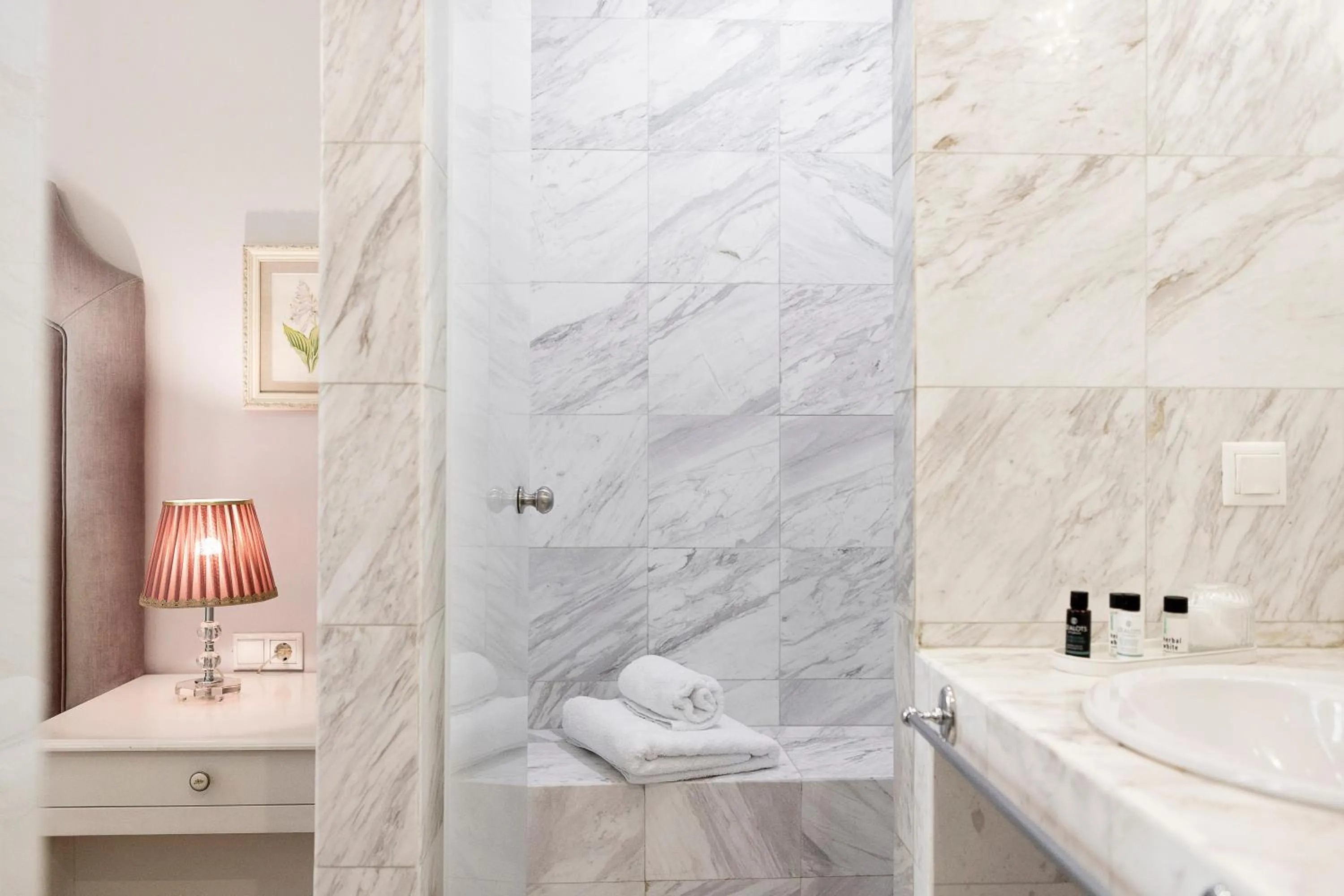 Gatto Perso Luxury Studios And Apartments