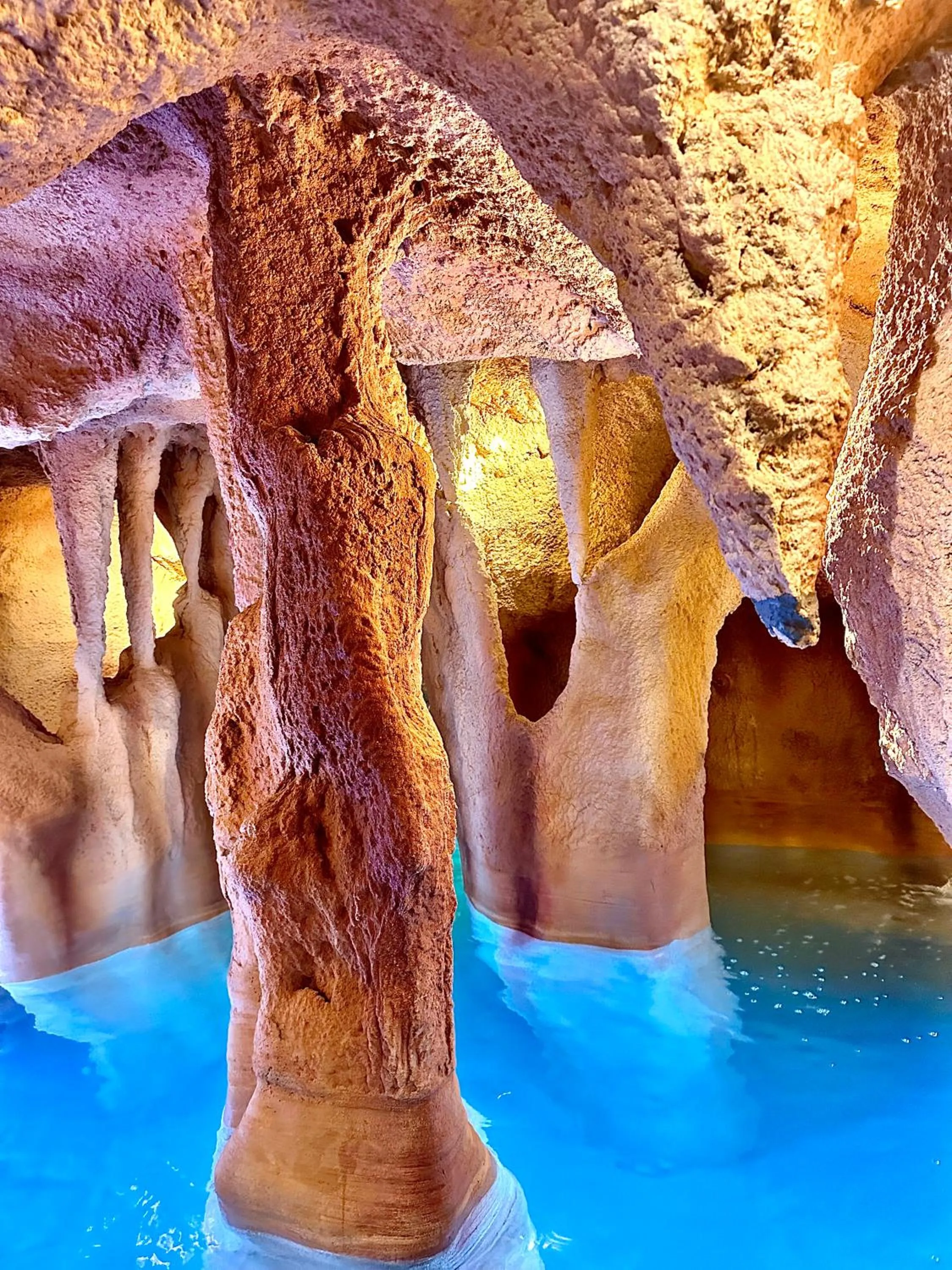 Spa and wellness centre/facilities in Chateau d'Urspelt