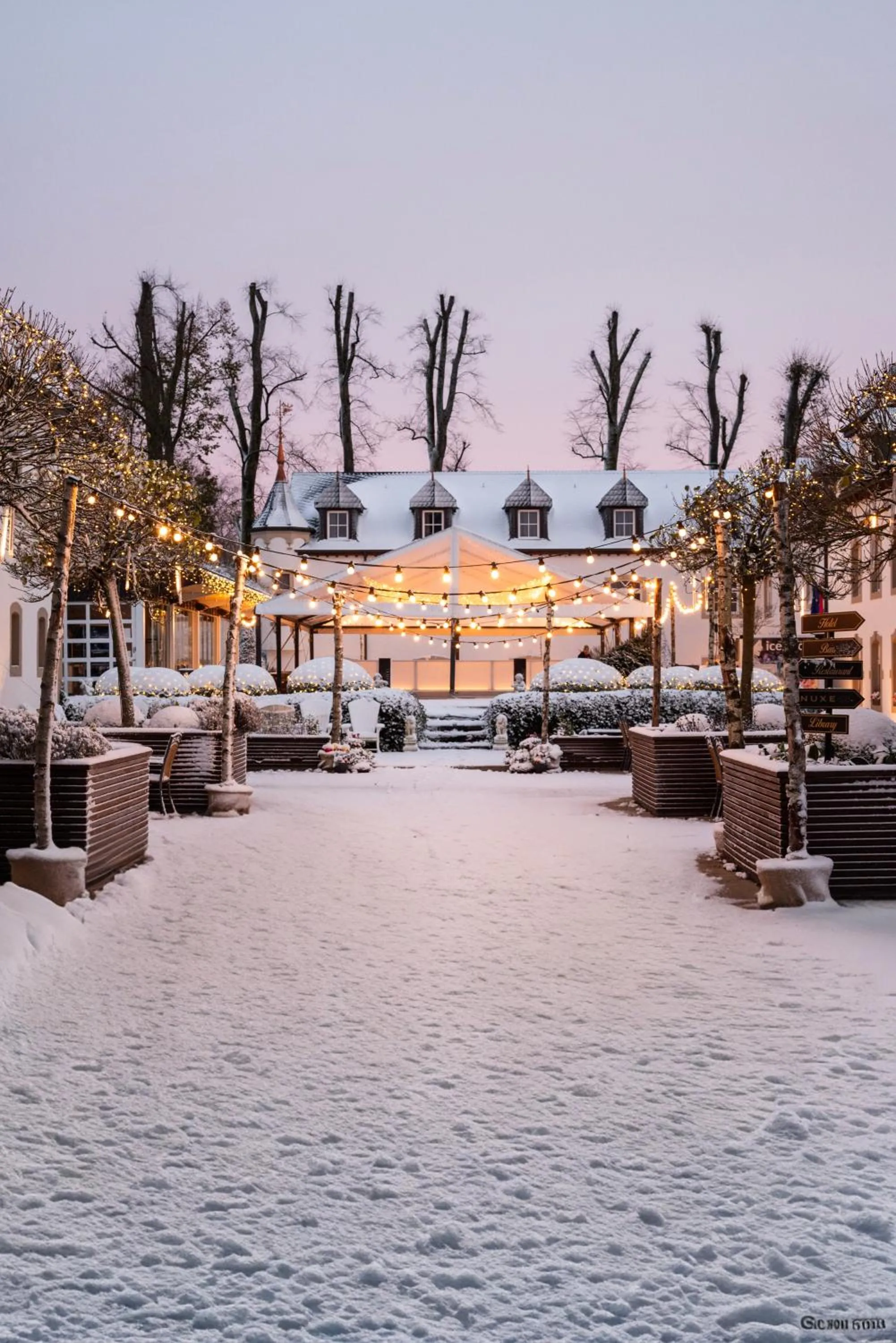 Property building in Chateau d'Urspelt