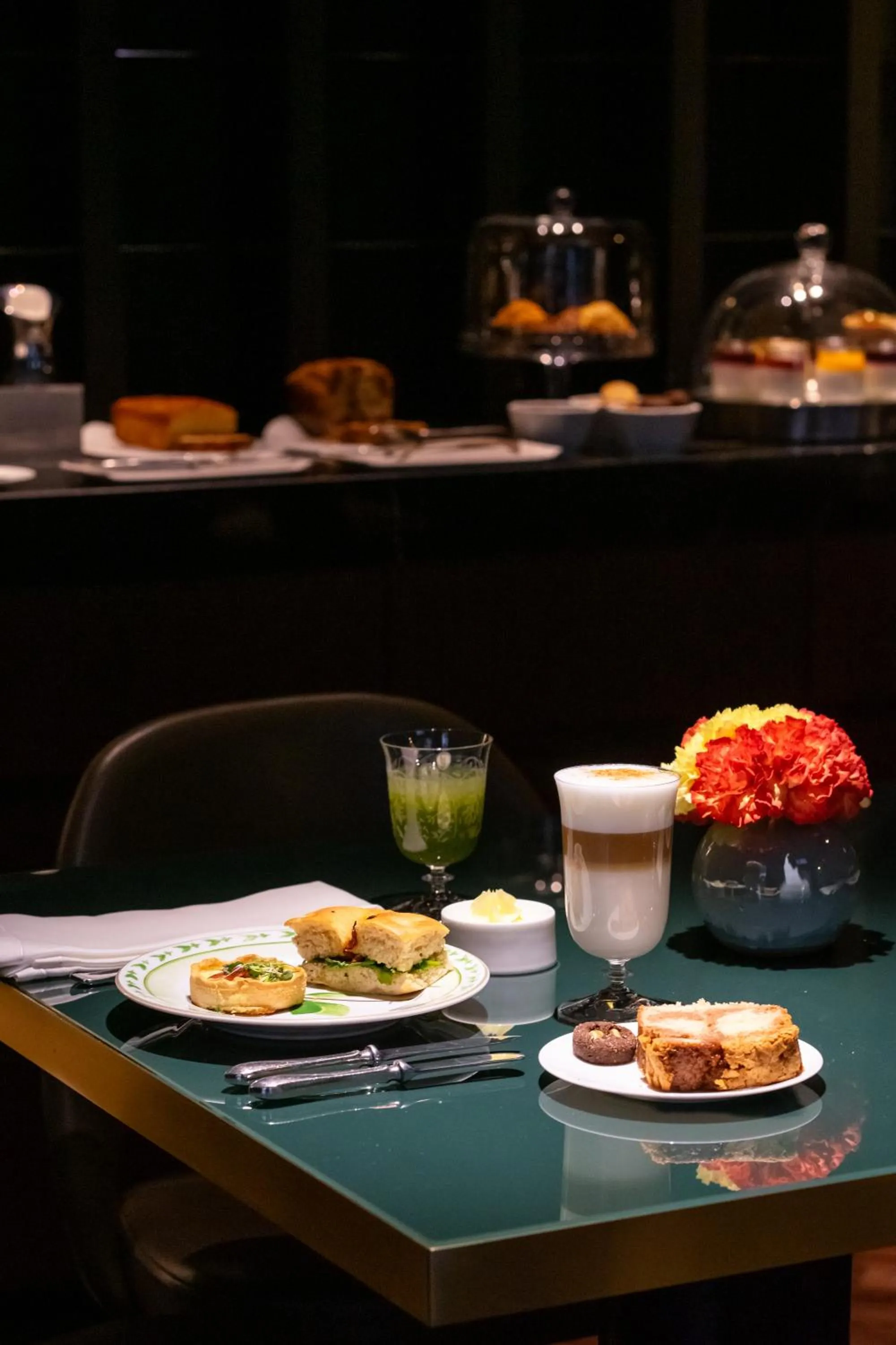 Breakfast in Hotel Mercer Sevilla 5 GL