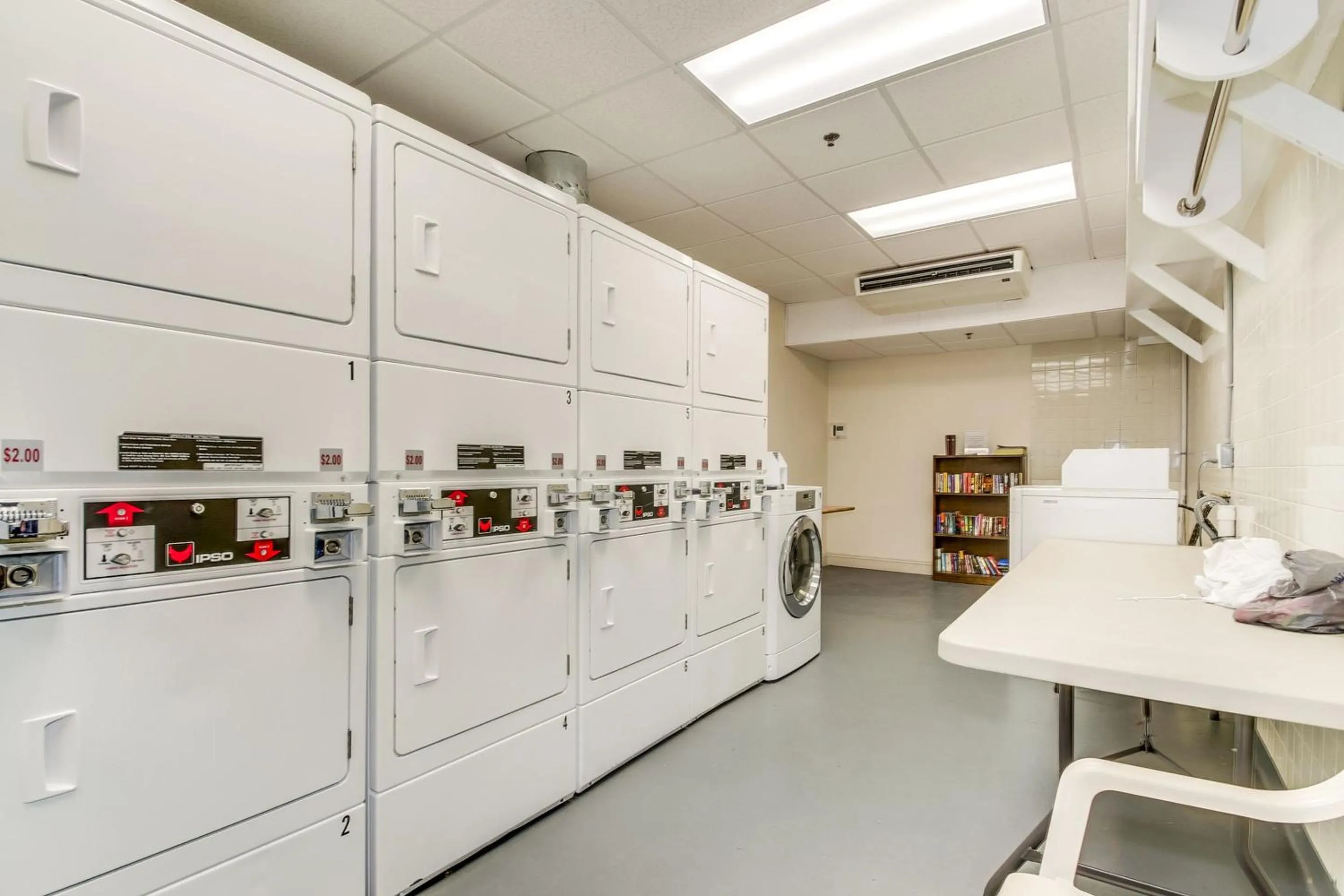 Area and facilities in Scenic Views from the balcony at Ocean Forest Plaza Condos