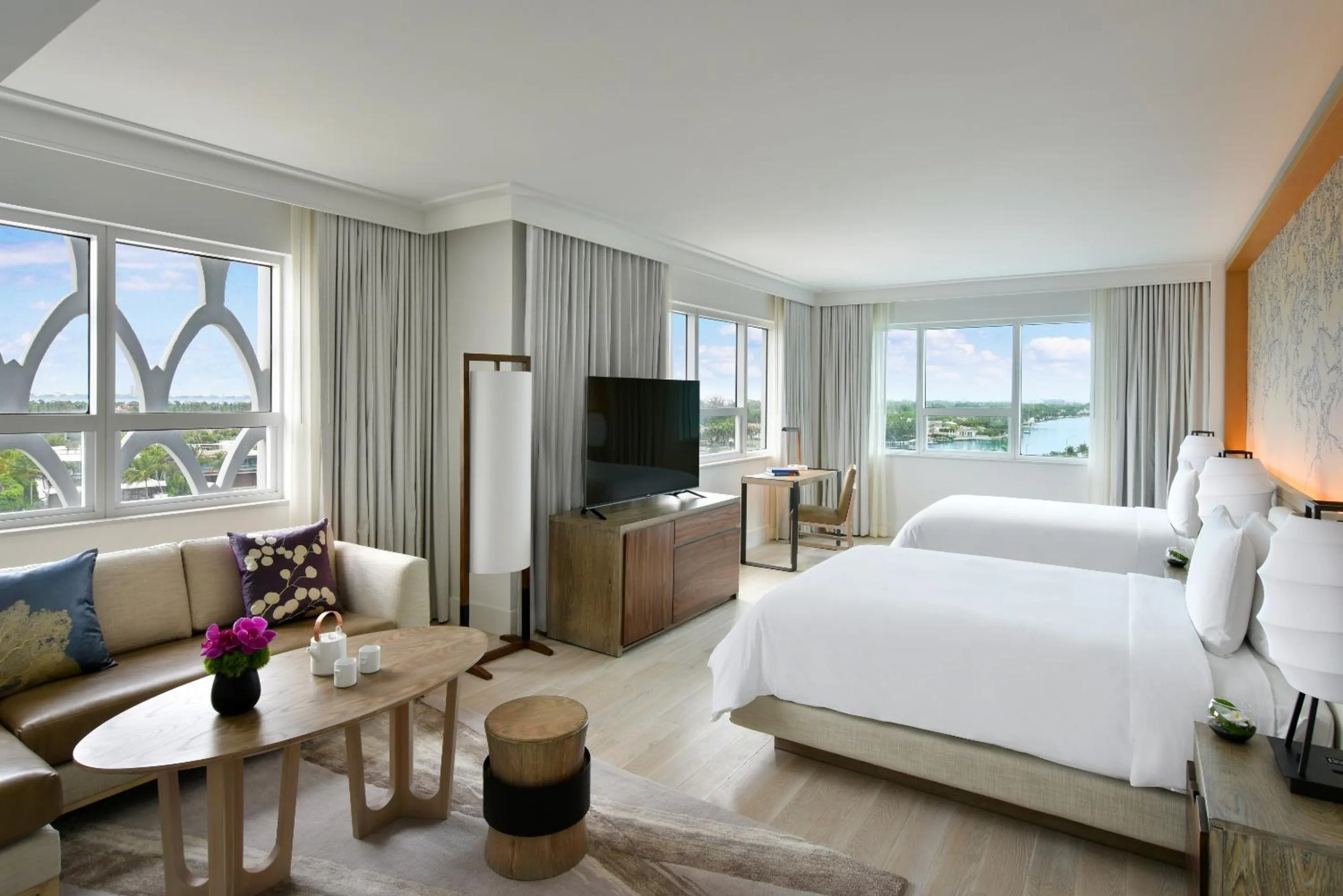 Photo of the whole room, Bed in Nobu Hotel Miami Beach