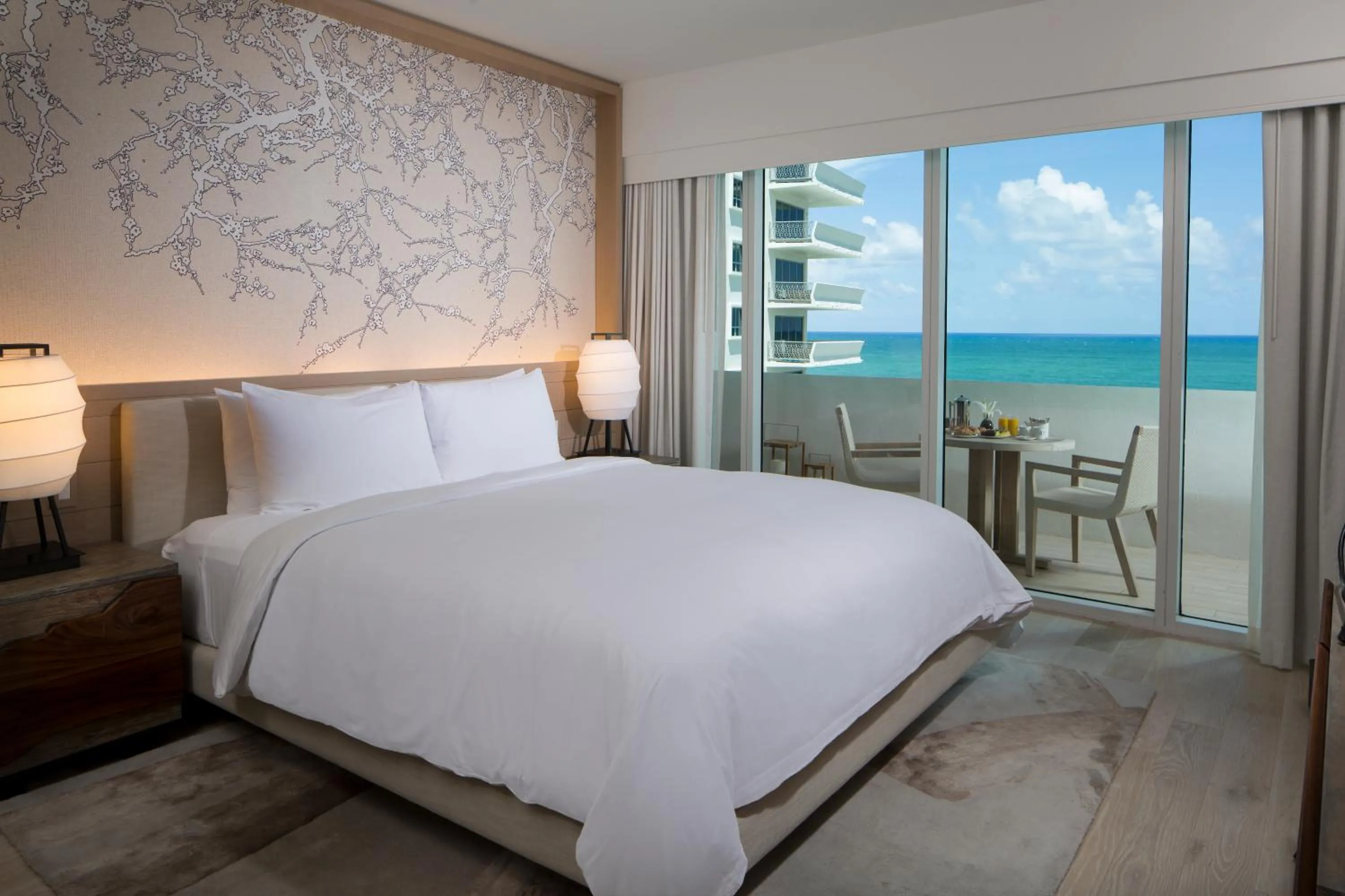 Photo of the whole room, Bed in Nobu Hotel Miami Beach