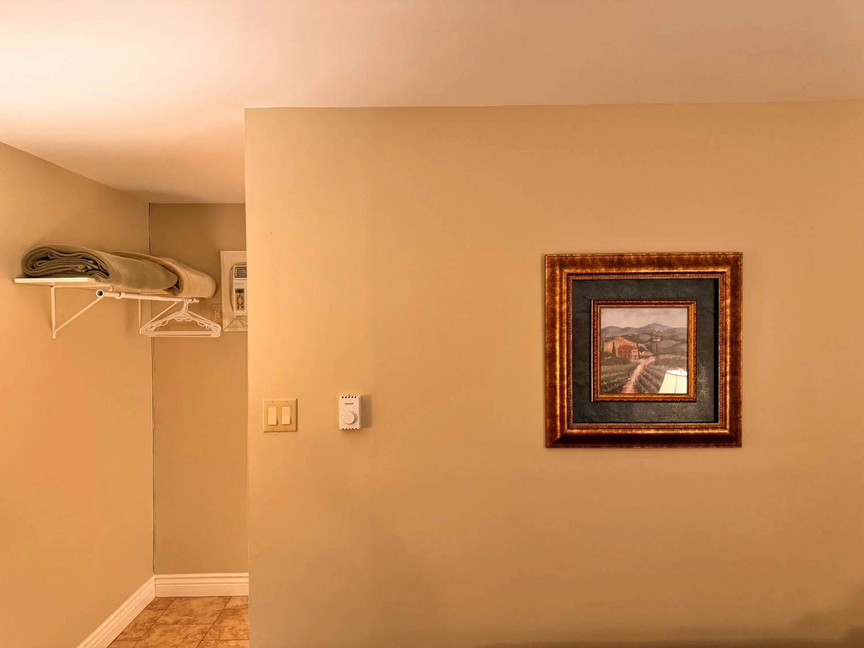 Decorative detail in Fundy Line Motel