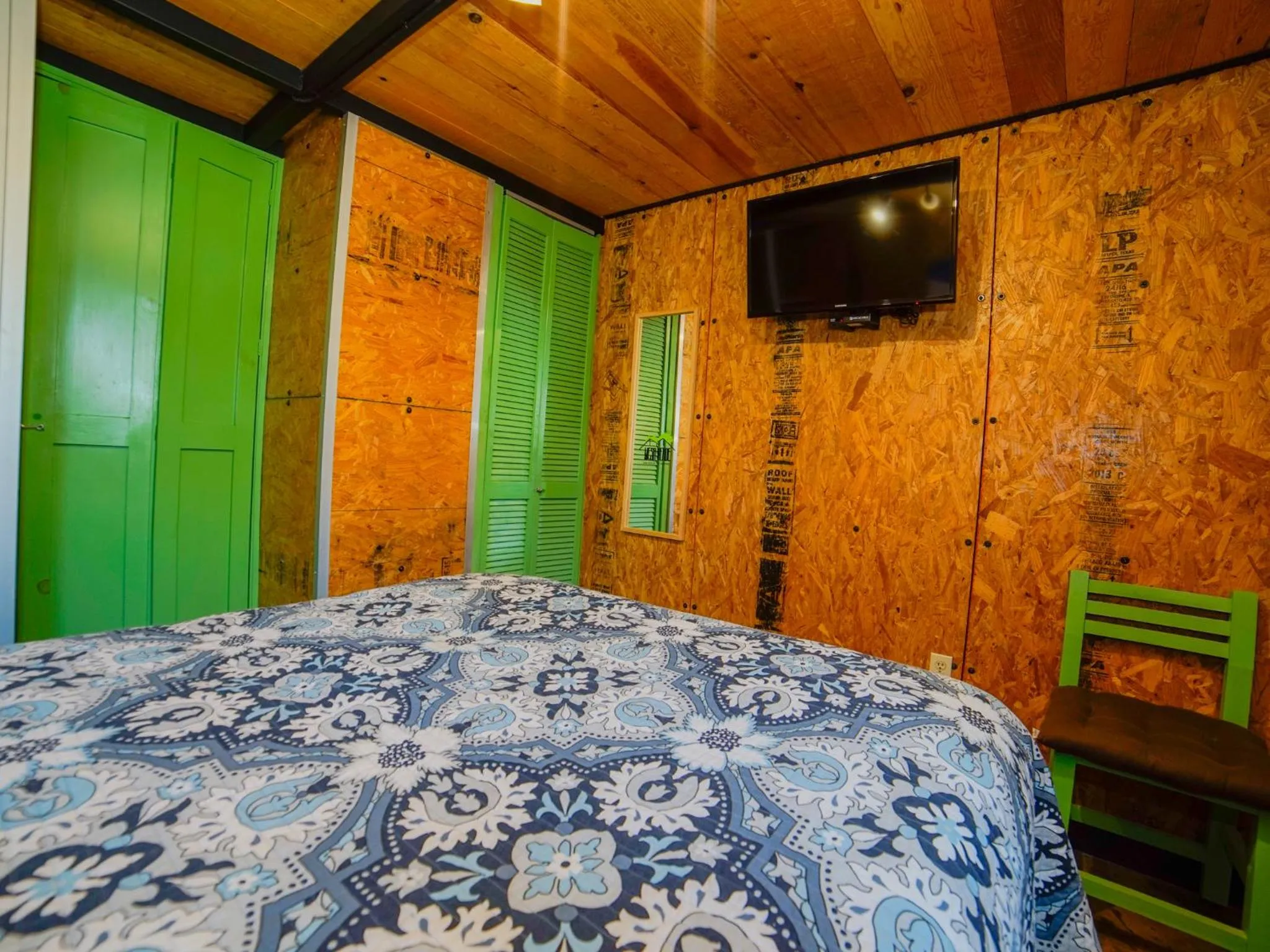 Bed in Mesa Verde by Rotamundos