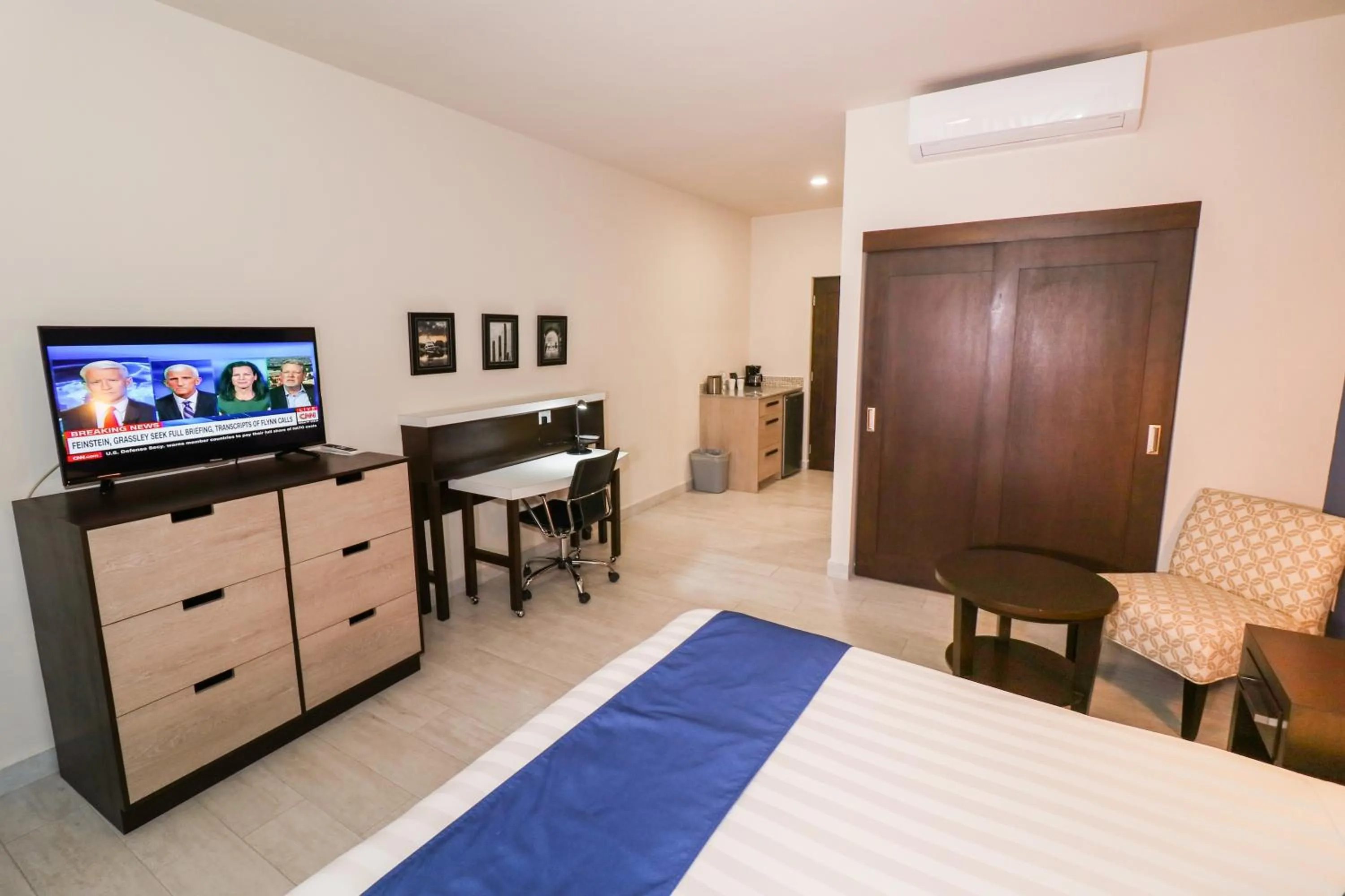 Photo of the whole room, Bed in Medano Hotel and Spa