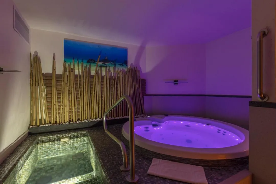 Spa and wellness centre/facilities in Medano Hotel and Spa