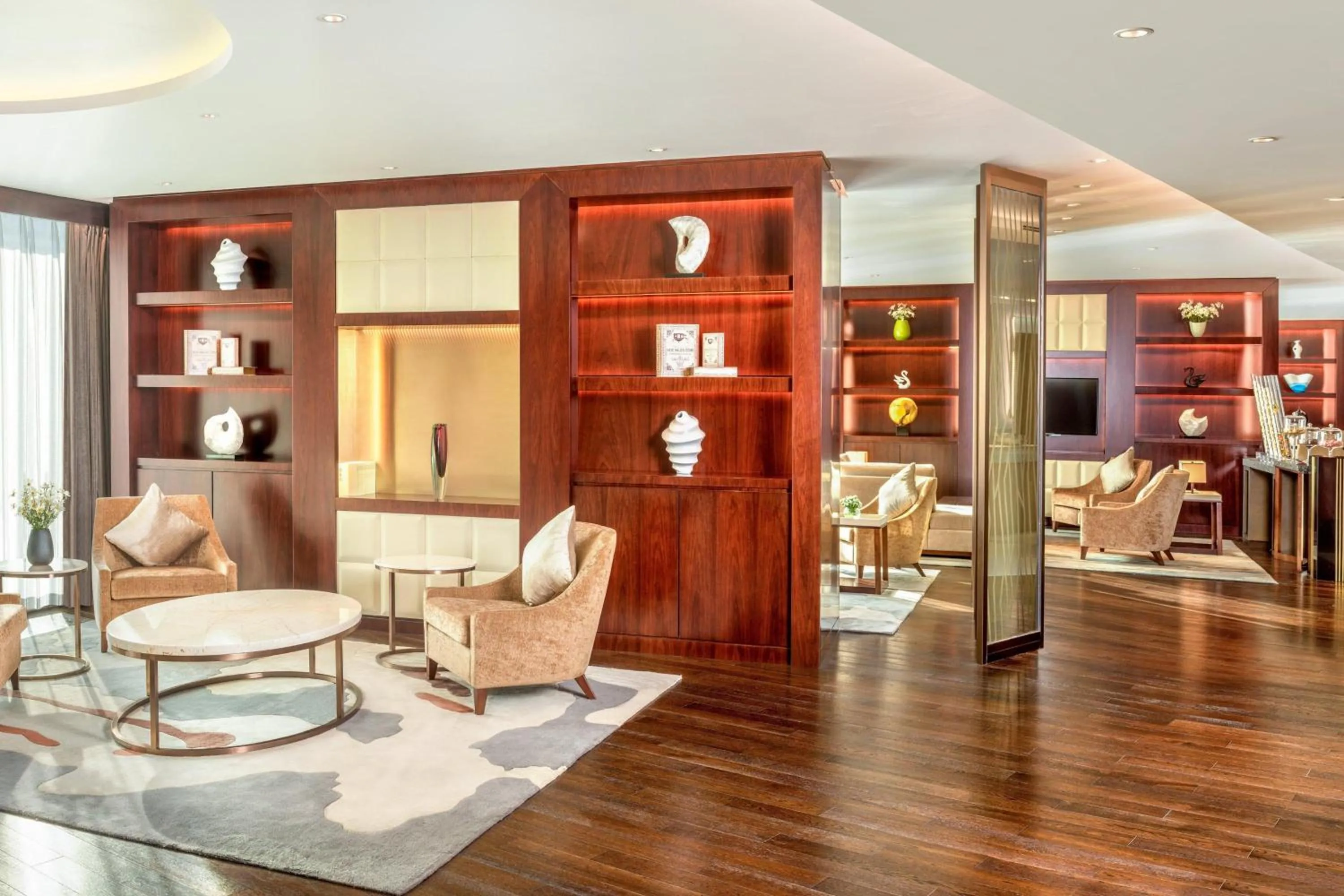 Lounge or bar in Sheraton Qingdao West Coast