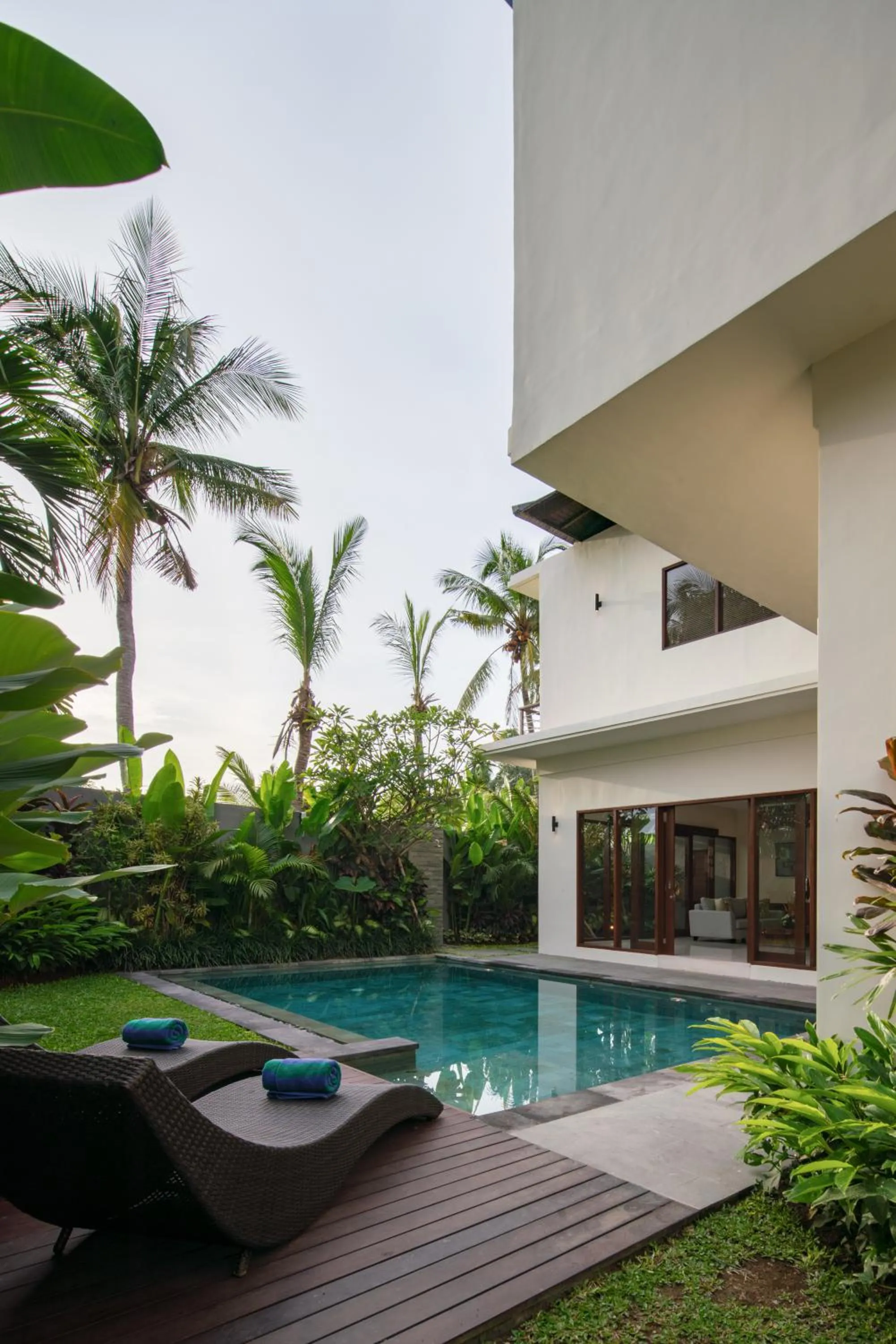 Property building in Villa Sally