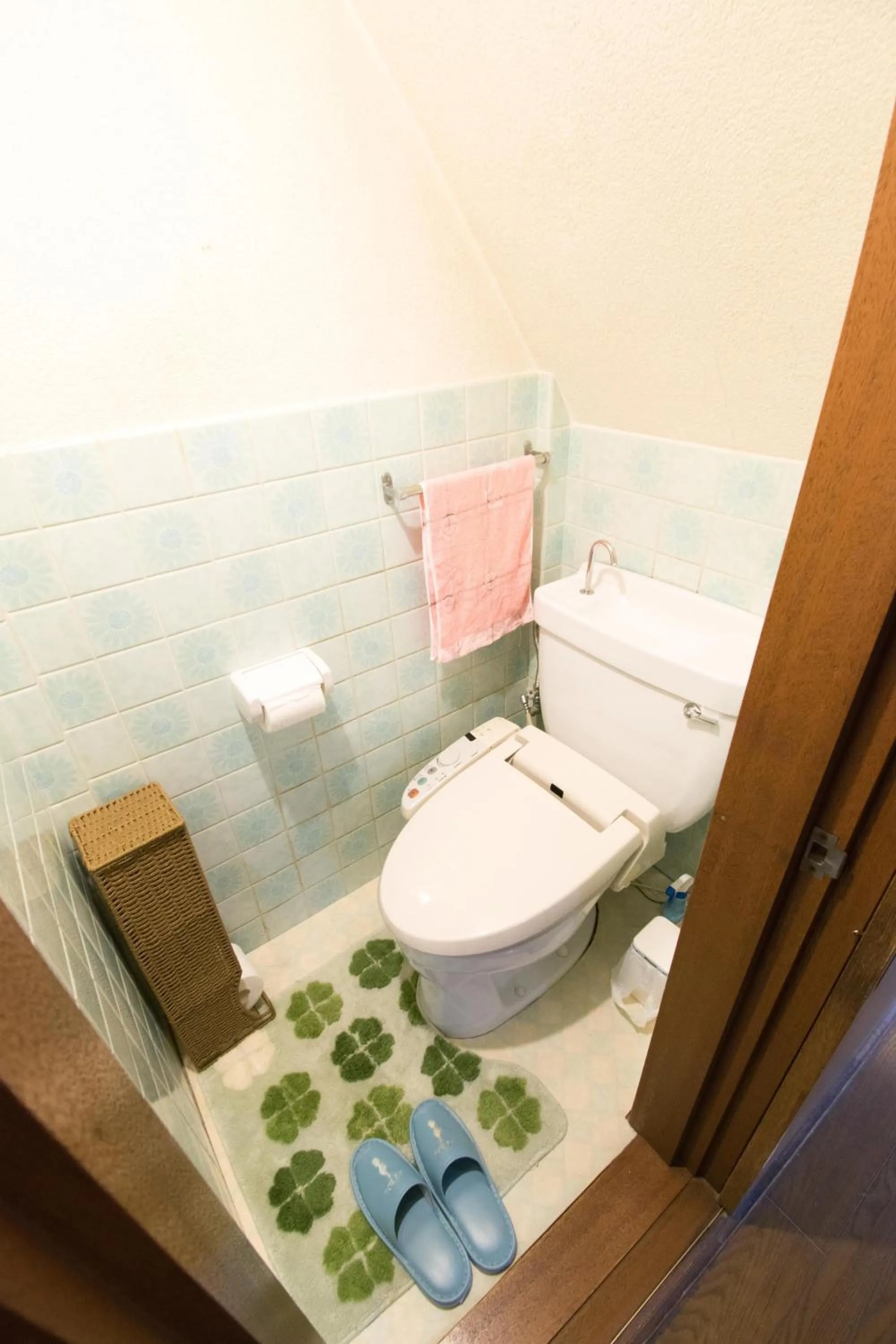Toilet in Jizo House