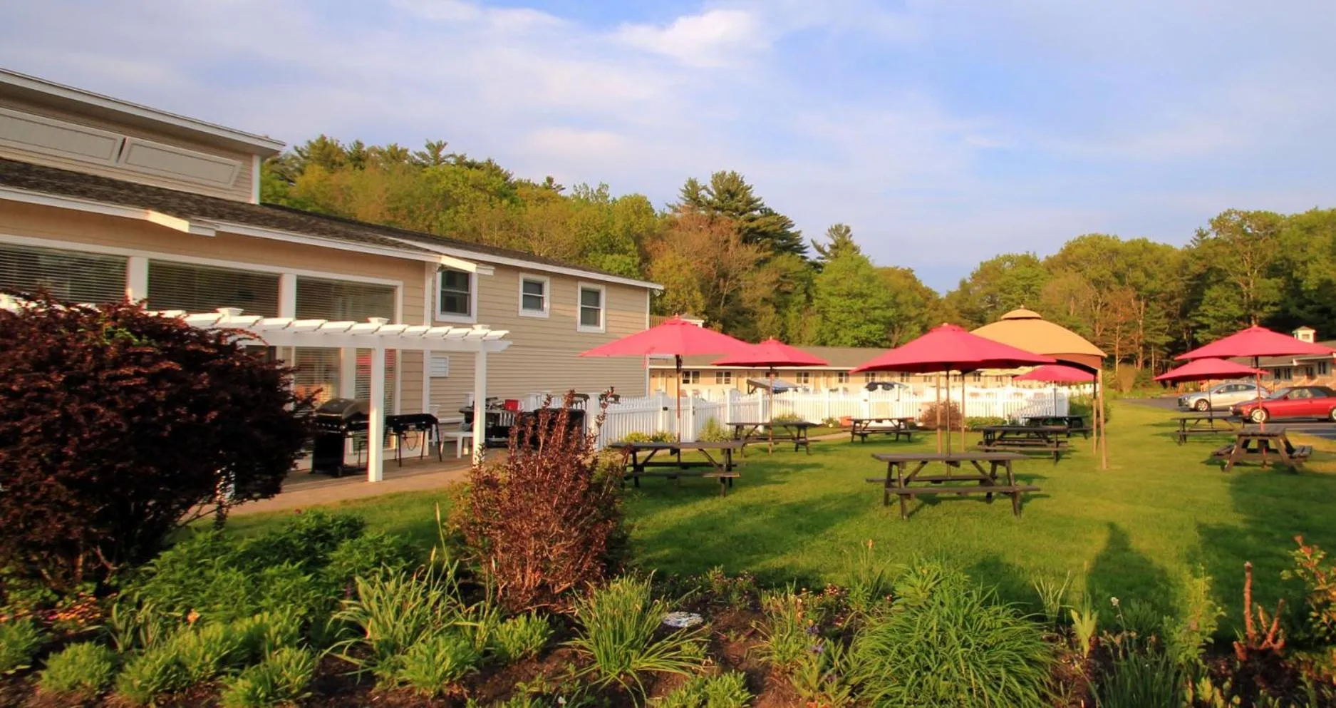 BBQ facilities in Wells-Ogunquit Resort Motel & Cottages