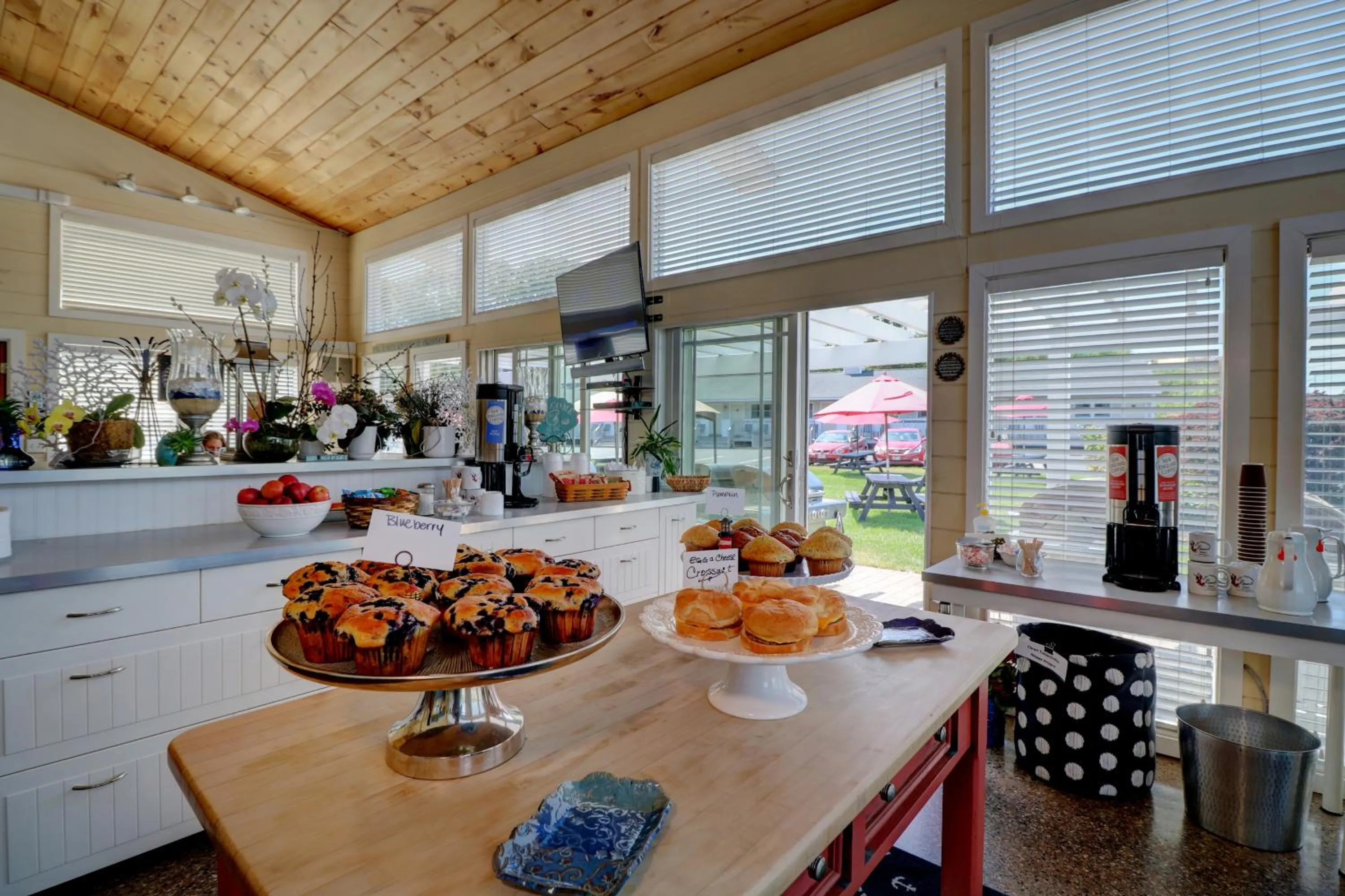 Breakfast in Wells-Ogunquit Resort Motel & Cottages