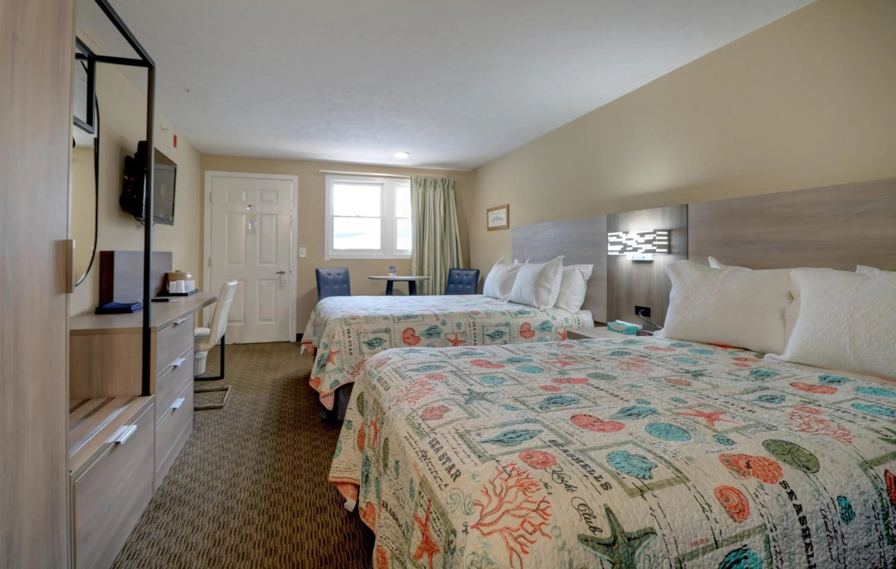 Photo of the whole room, Bed in Wells-Ogunquit Resort Motel & Cottages