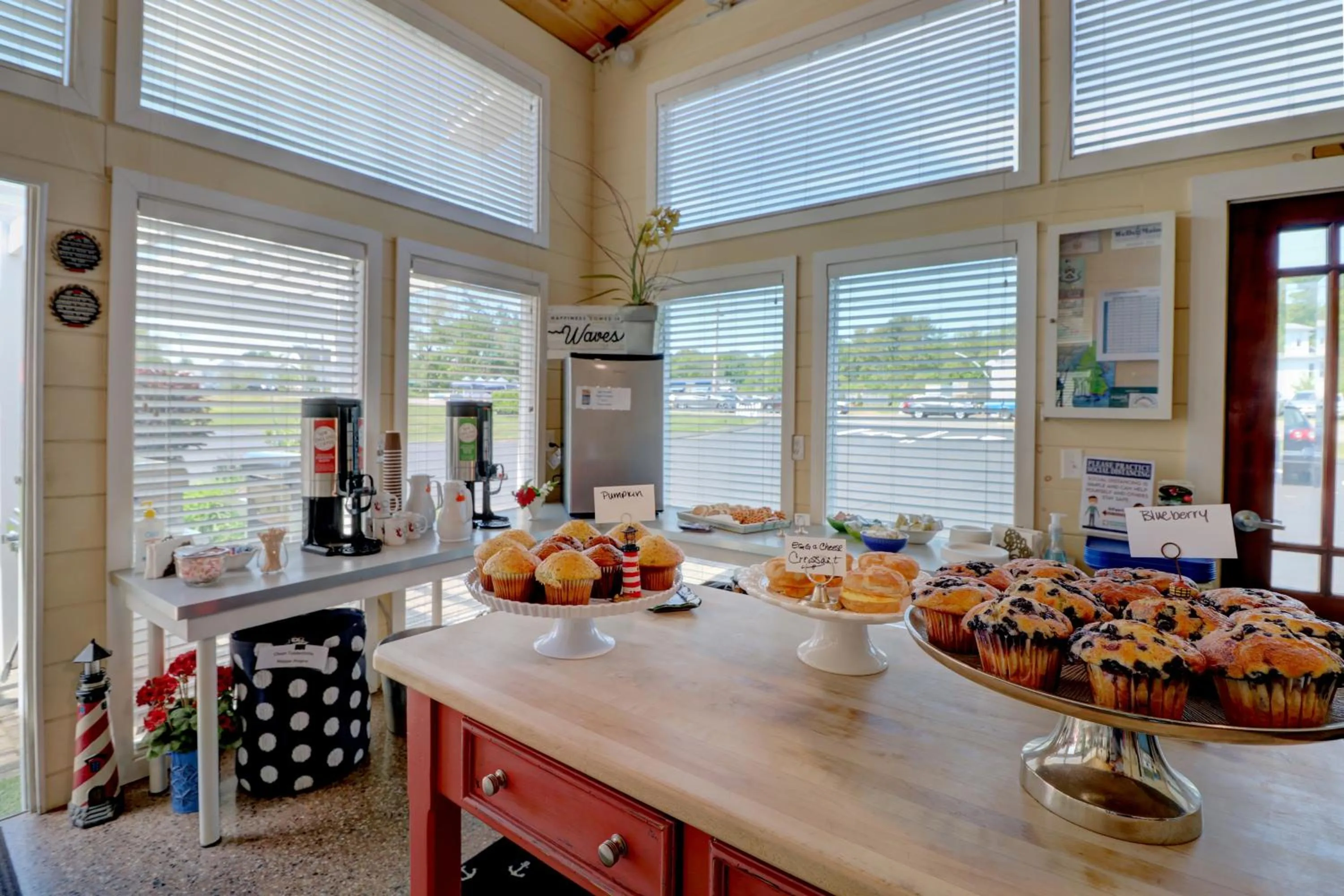 Breakfast in Wells-Ogunquit Resort Motel & Cottages