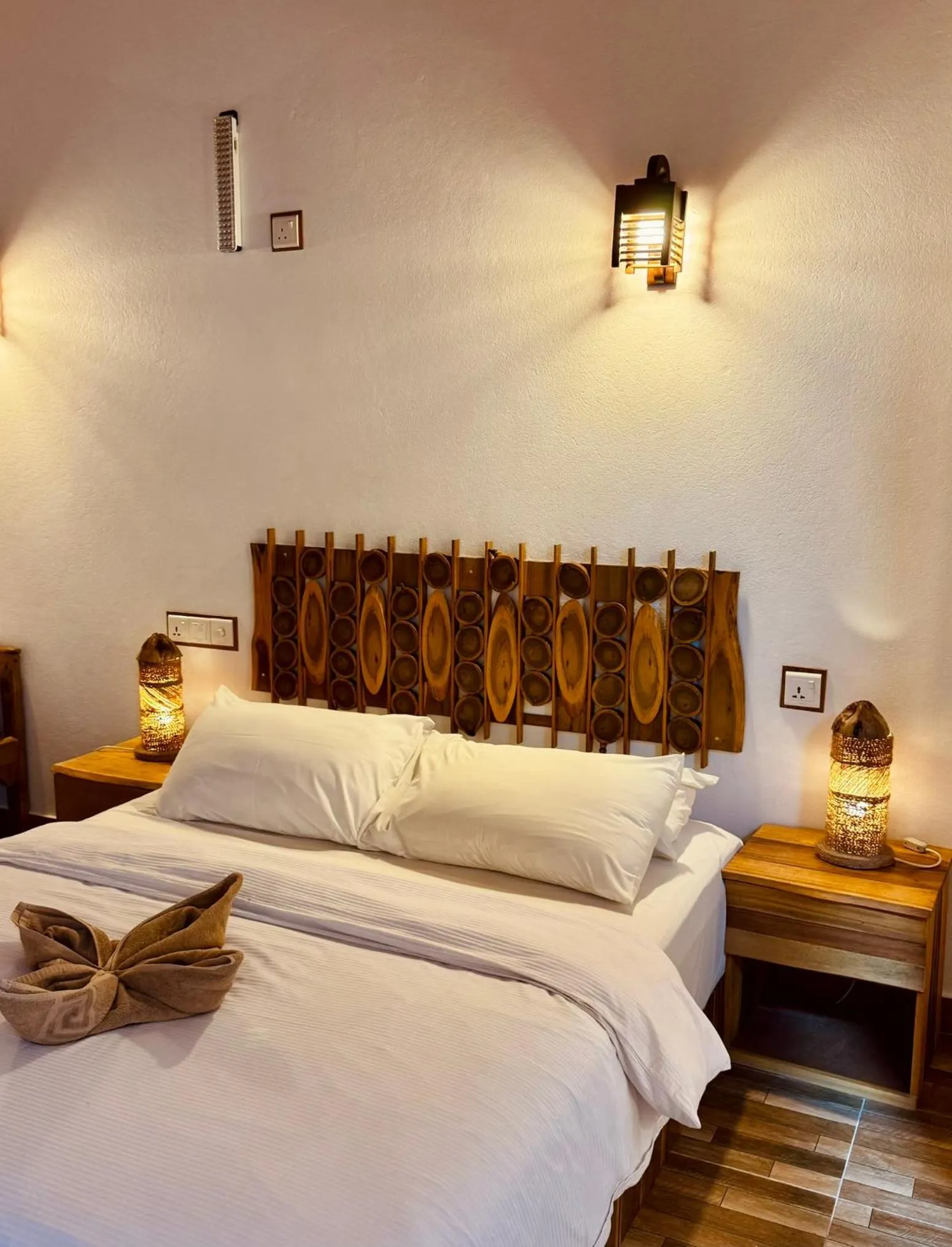 Bed in Ameera Maldives