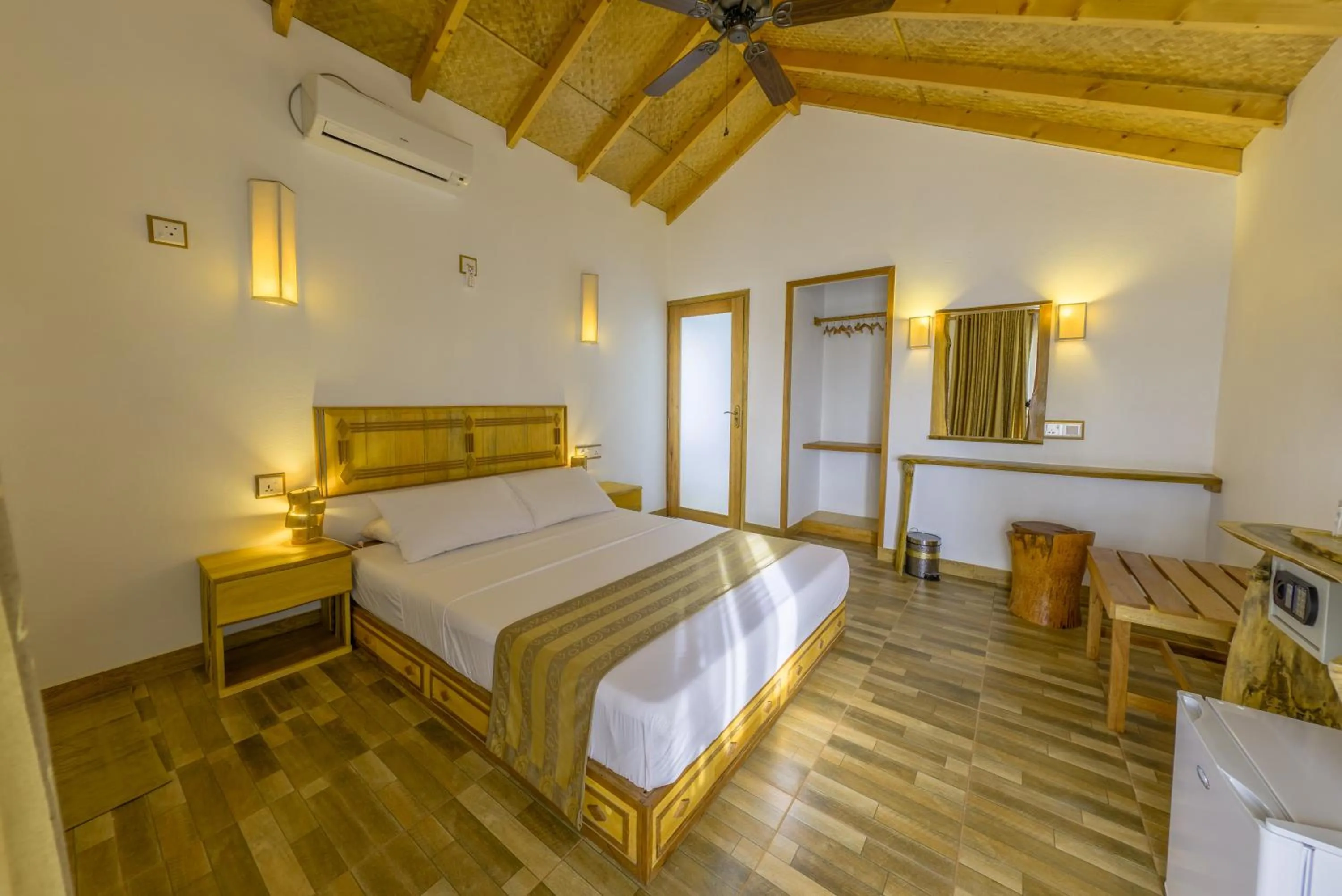 Photo of the whole room, Bed in Ameera Maldives