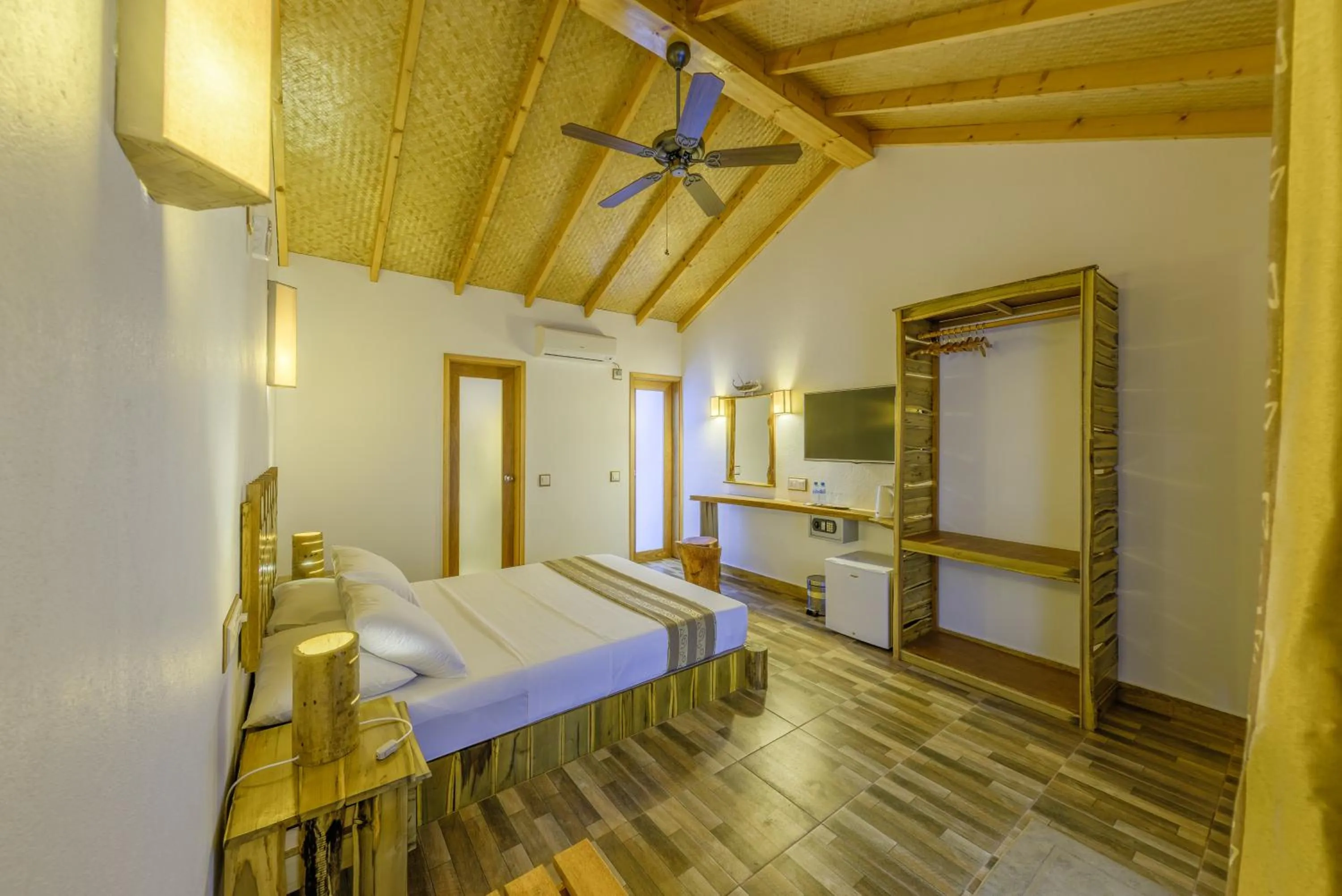 Photo of the whole room, Bed in Ameera Maldives