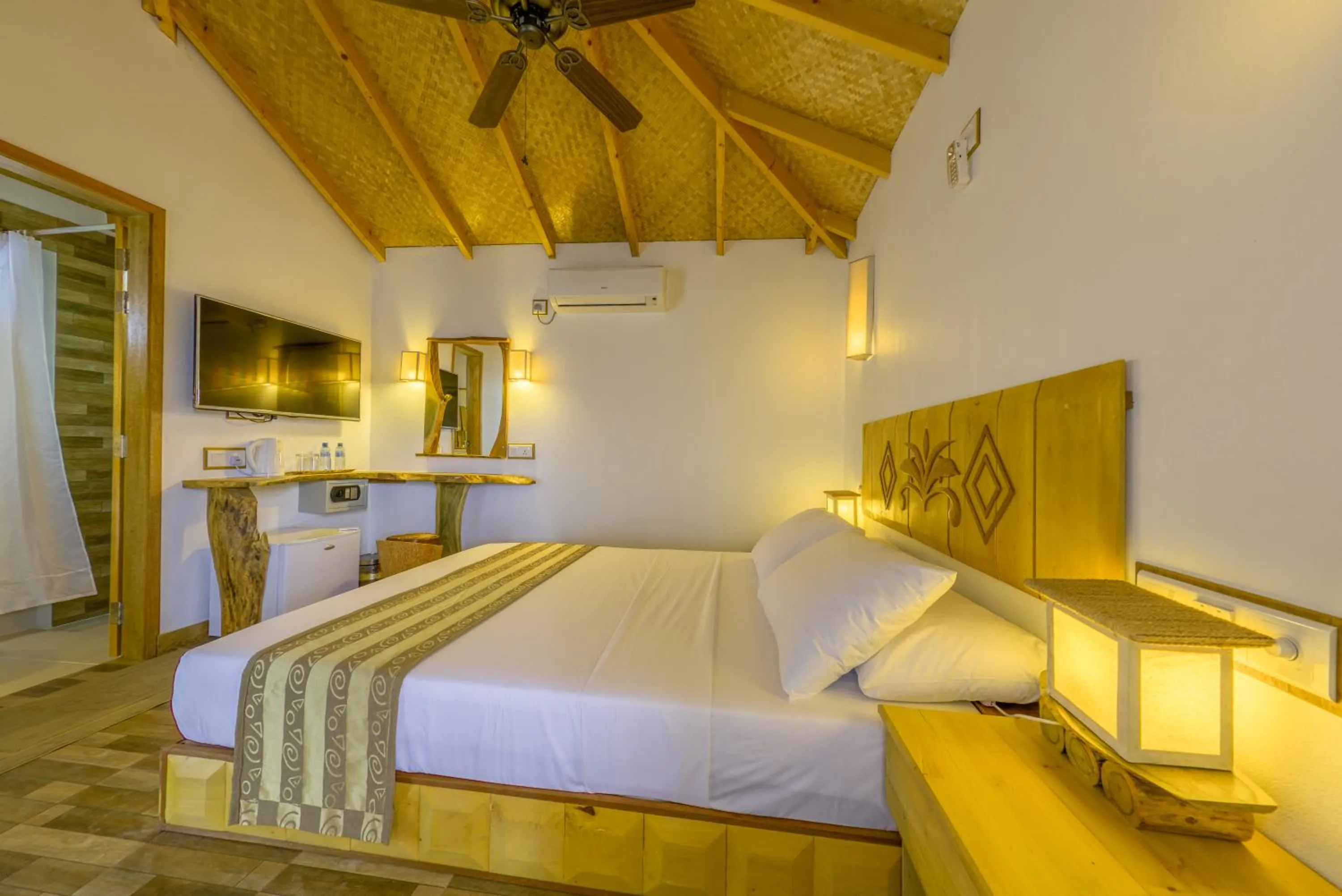 Photo of the whole room, Bed in Ameera Maldives
