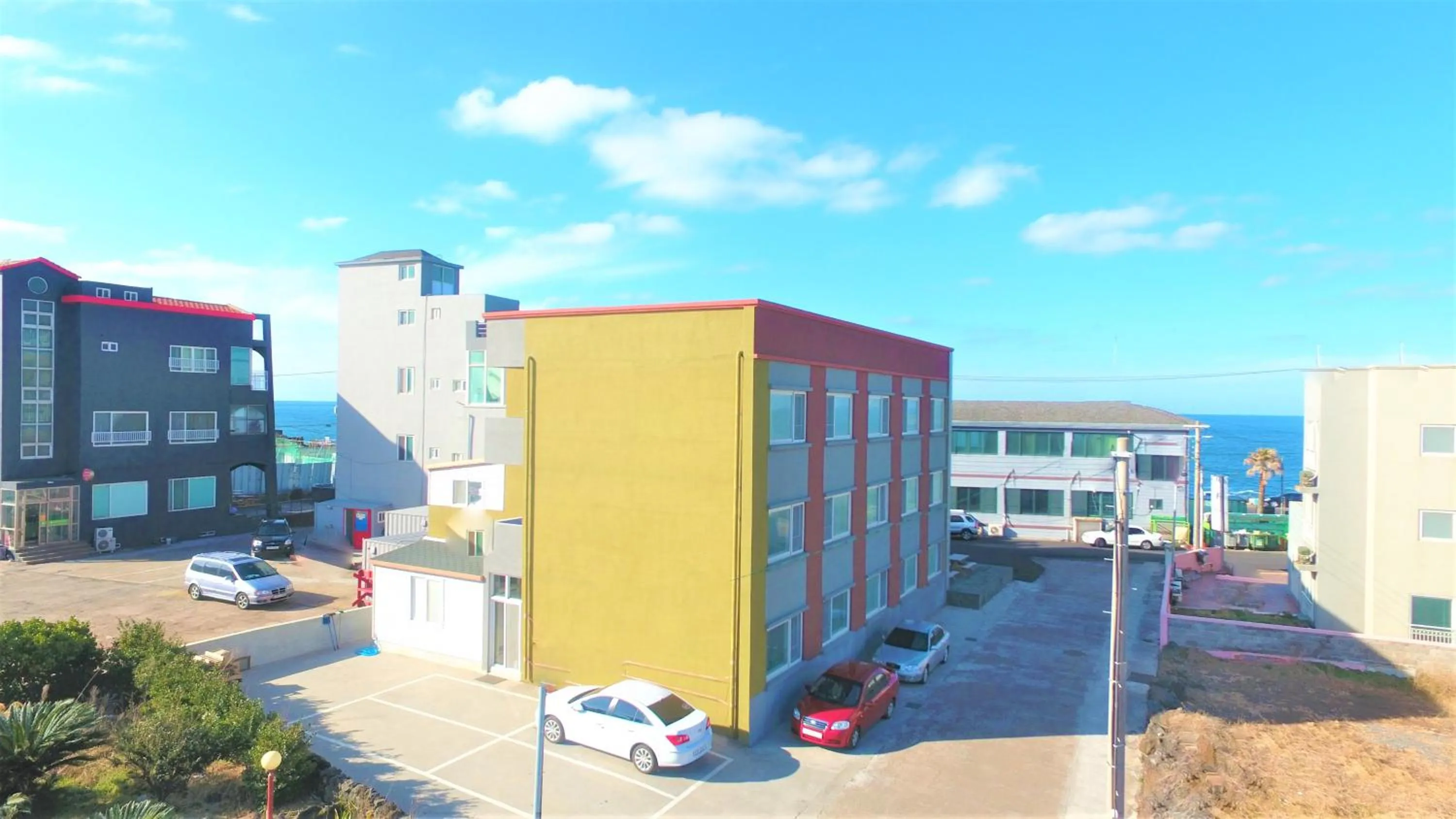 Facade/entrance in Samda Hostel