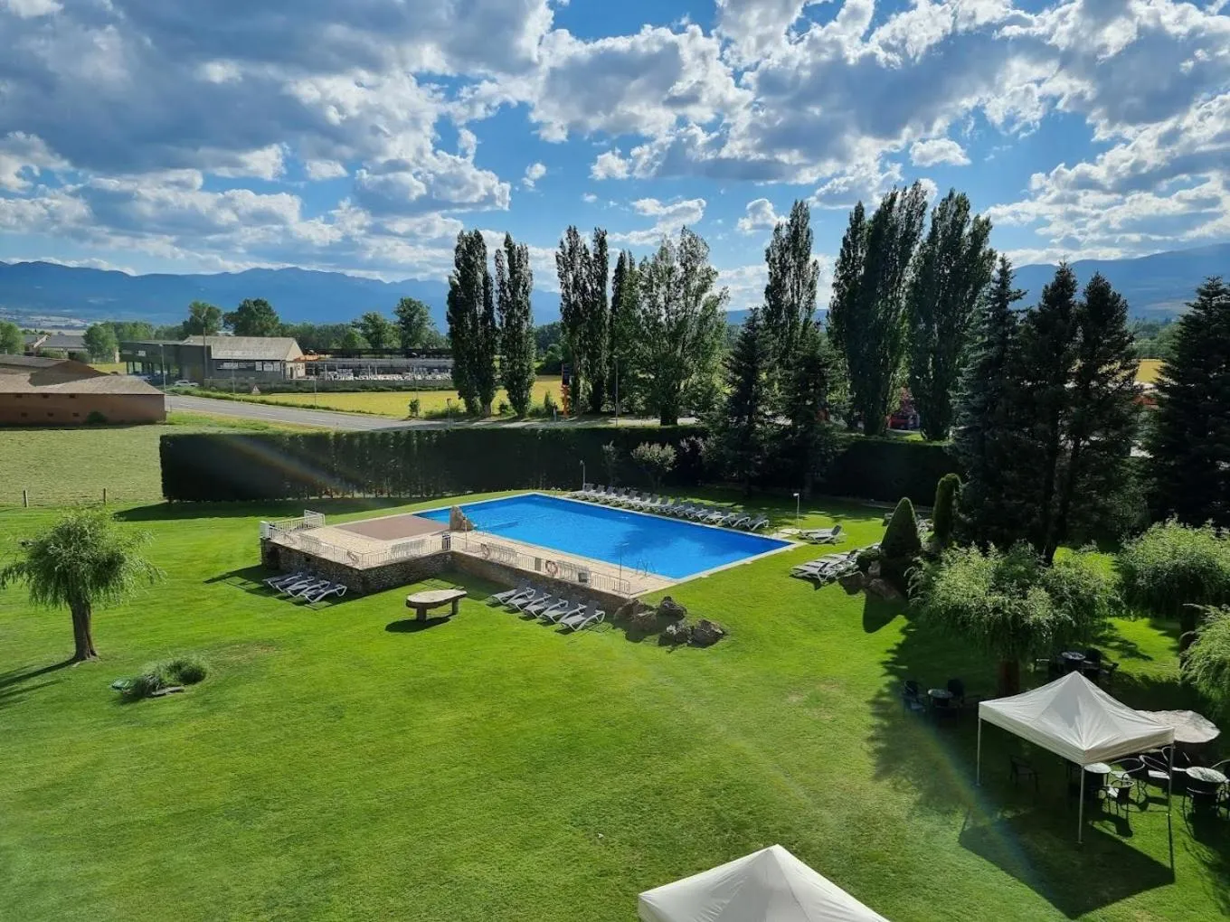 Spring in Puigcerda Park Hotel