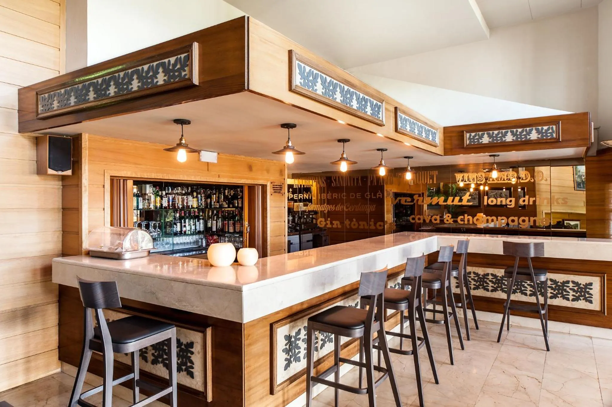 Restaurant/places to eat in Puigcerda Park Hotel