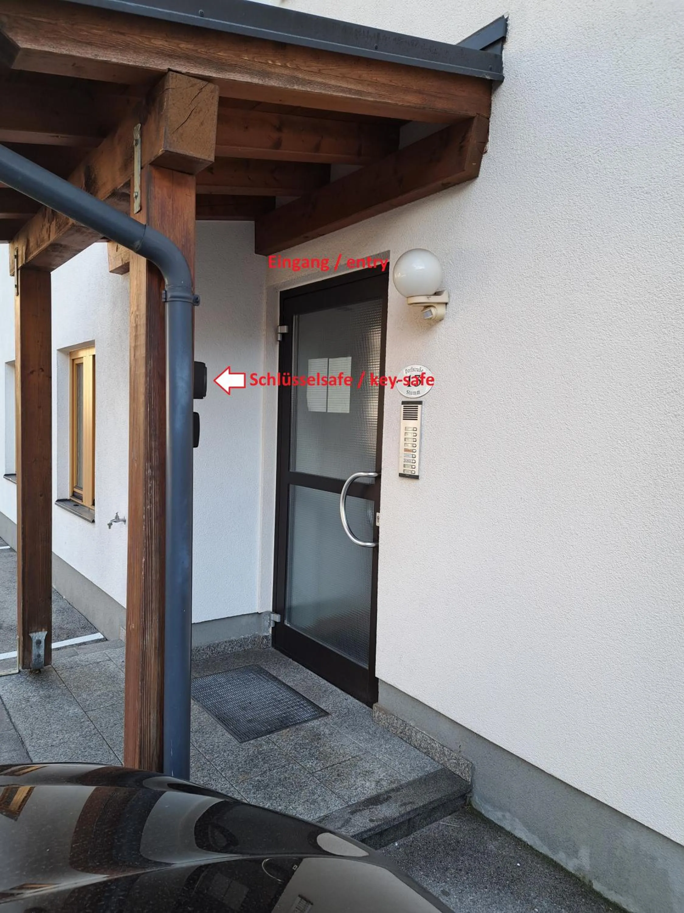 Property building in Ferienwohnung Himler