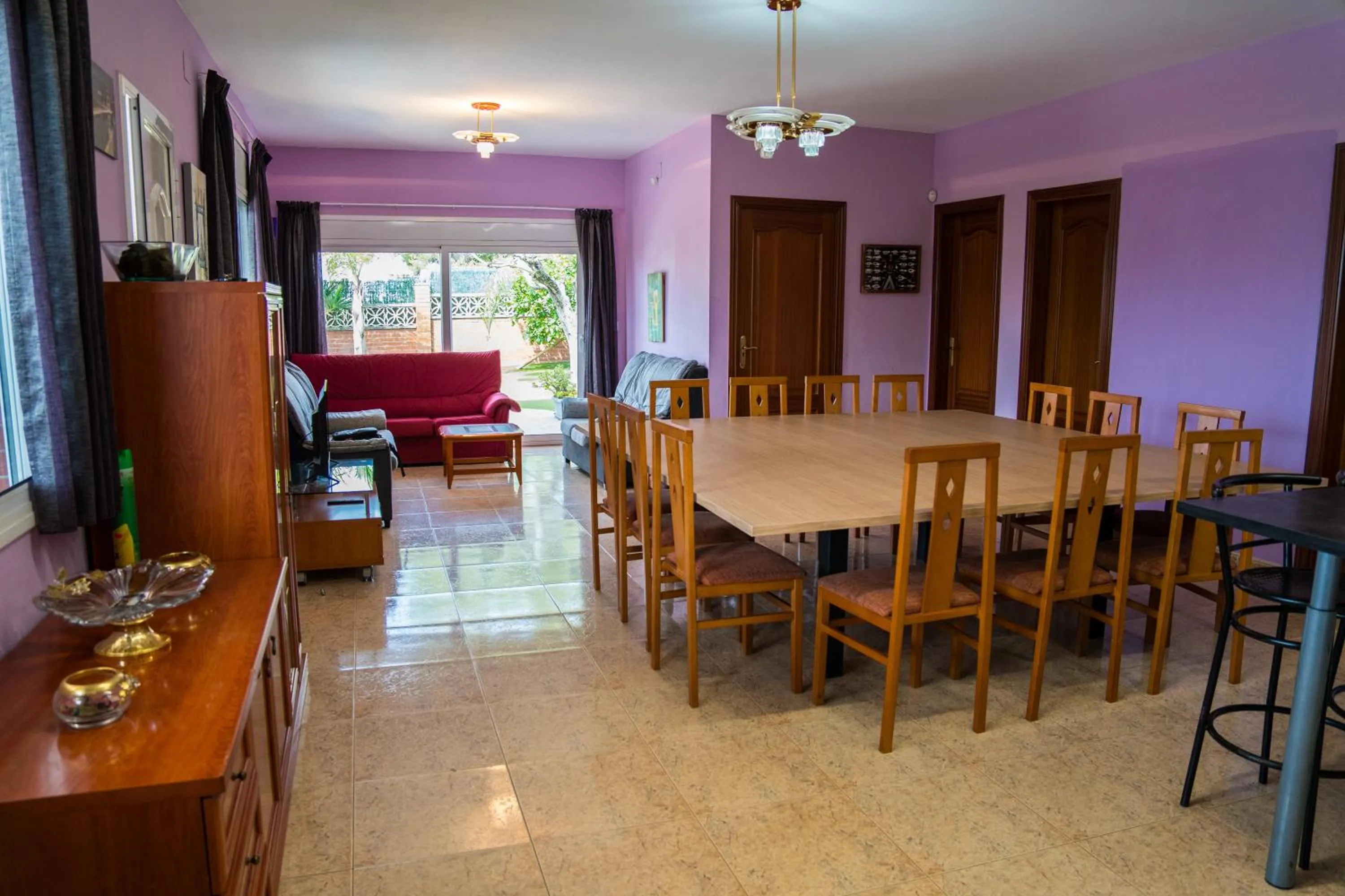 Dining area in Vista Cunit