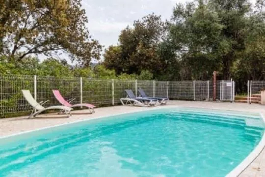 Swimming pool in Chez Marc et Jeannick