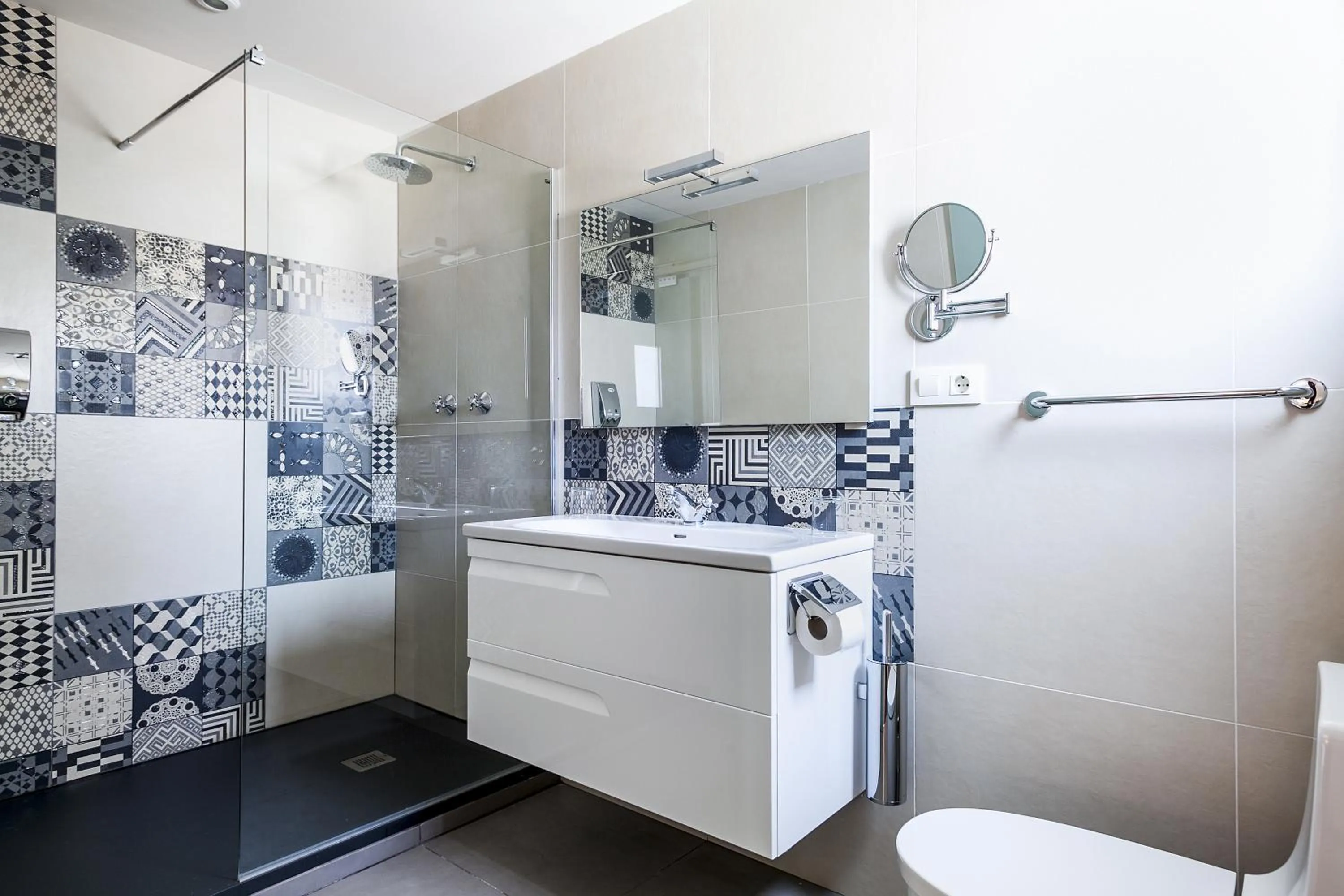 Bathroom in Hotel Montmar