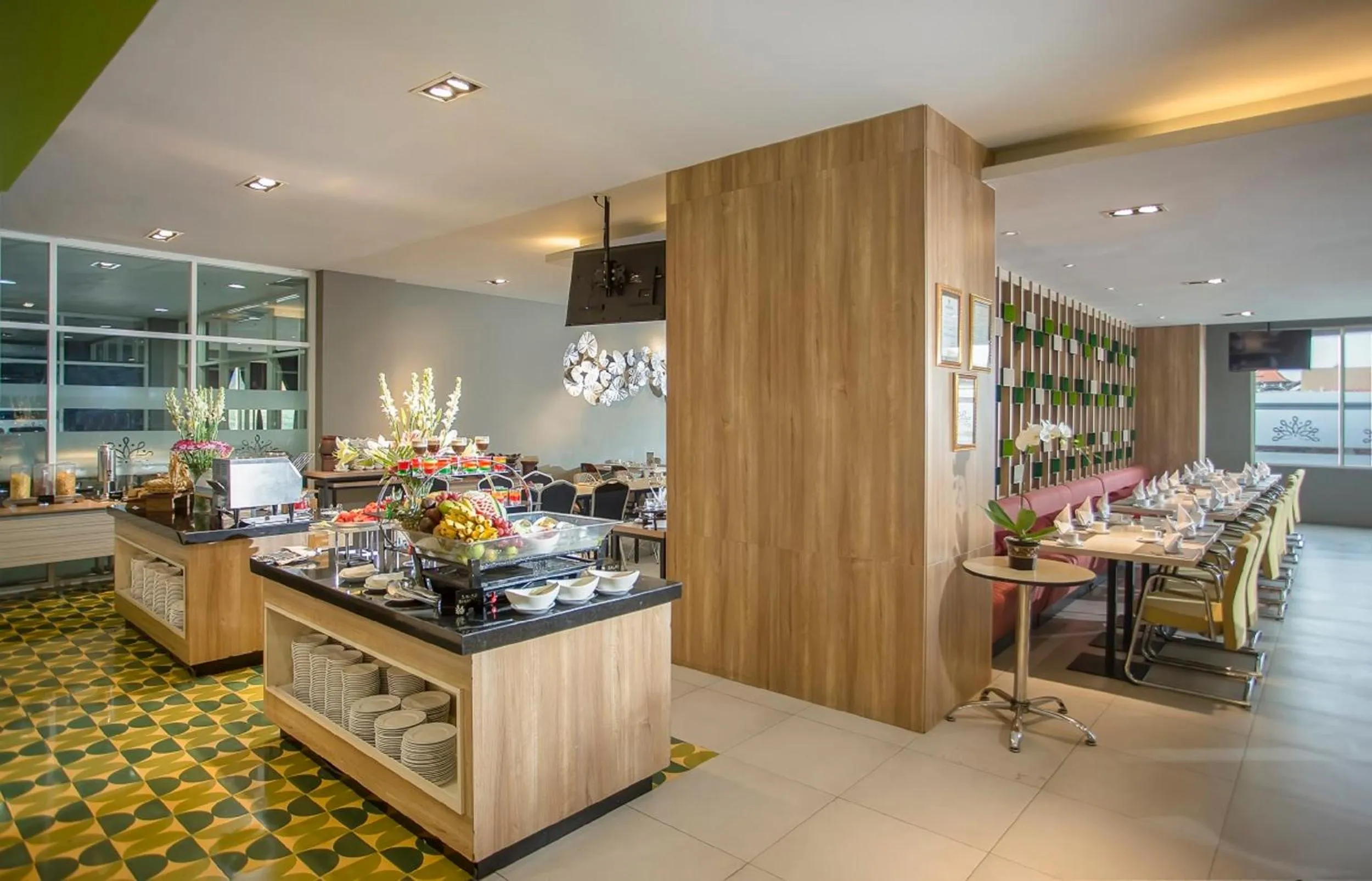 Restaurant/places to eat in KHAS Gresik