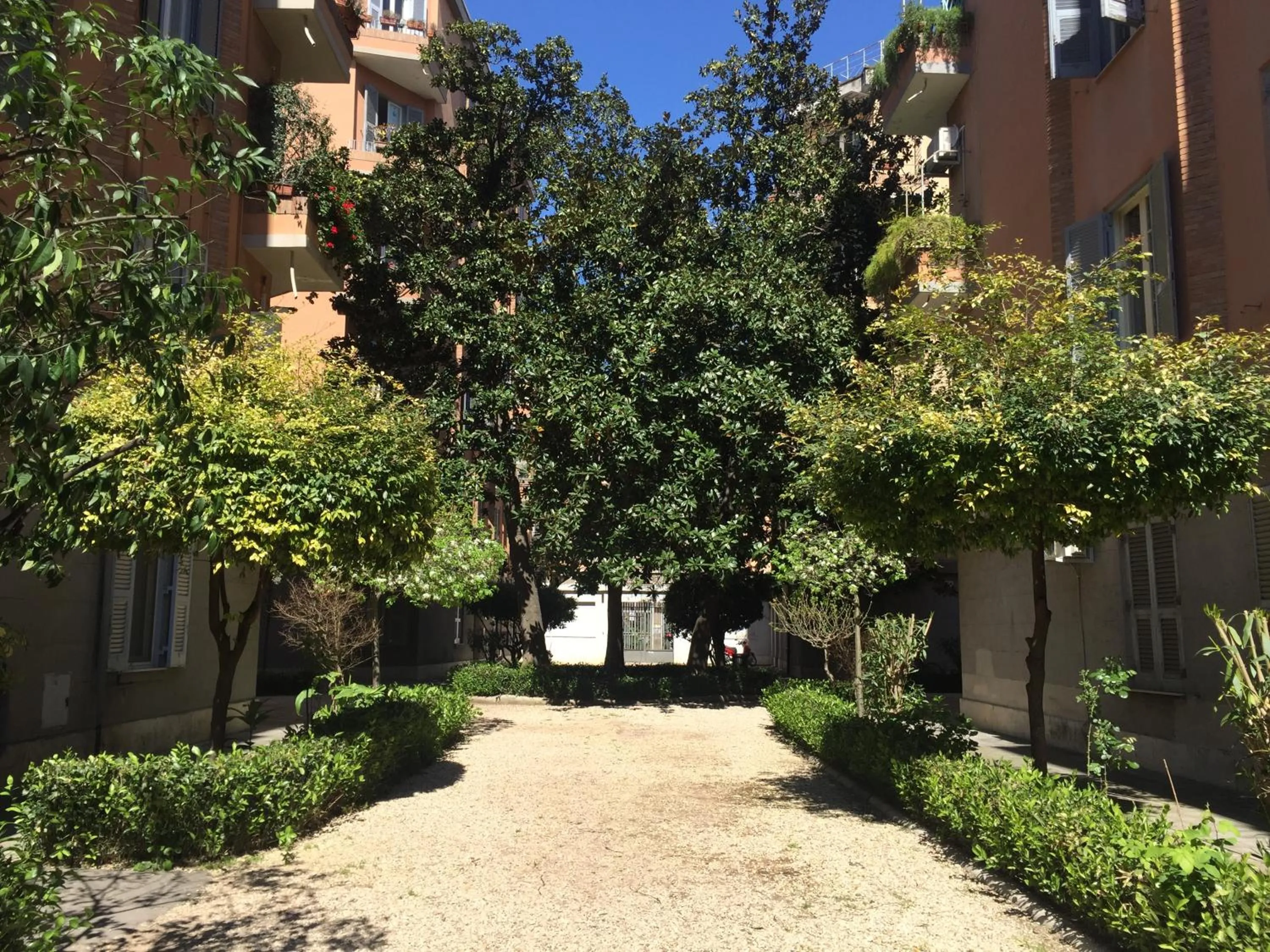 Facade/entrance in Dhome B&B