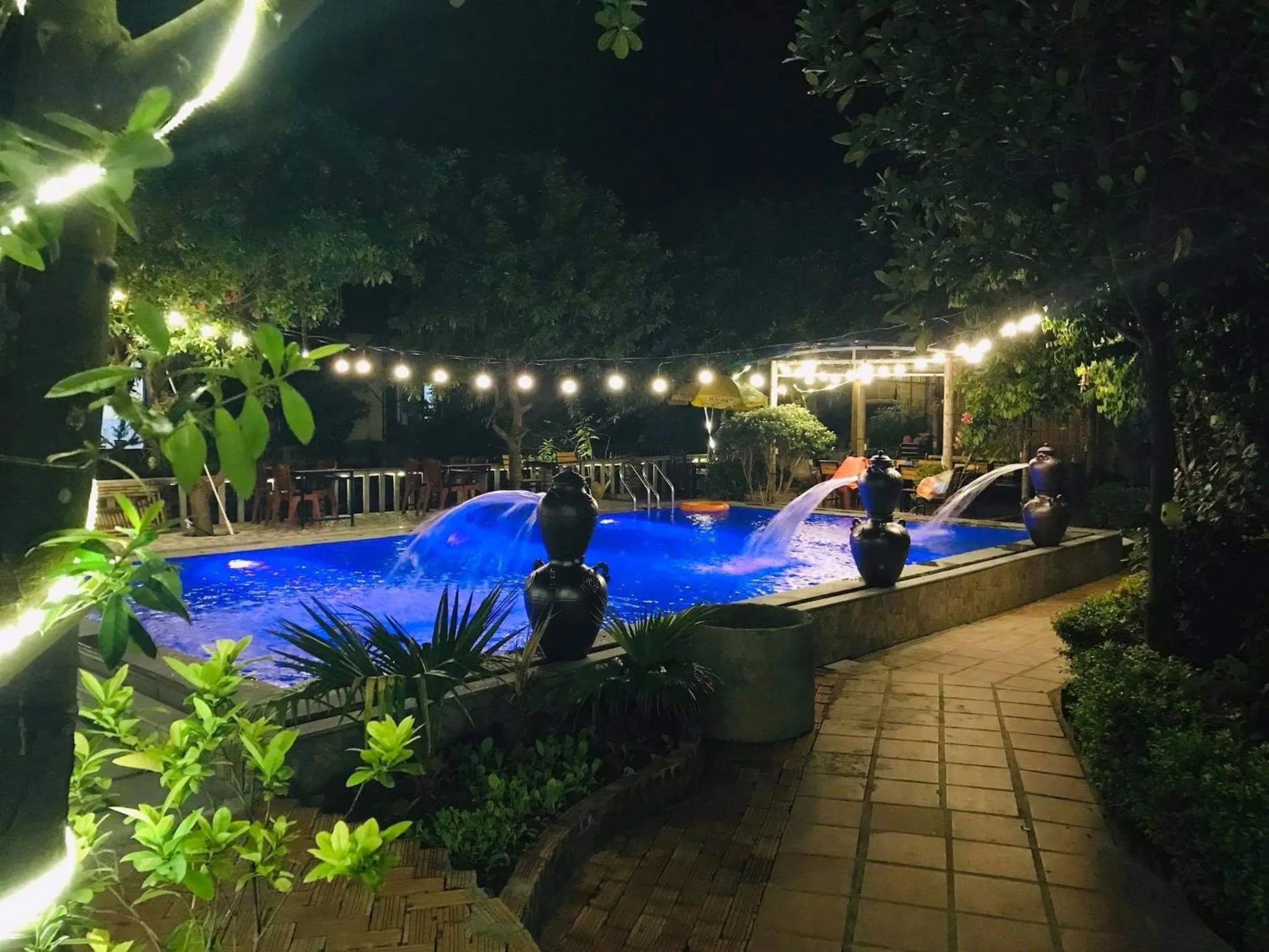 Swimming pool in Tam Coc River View Homestay
