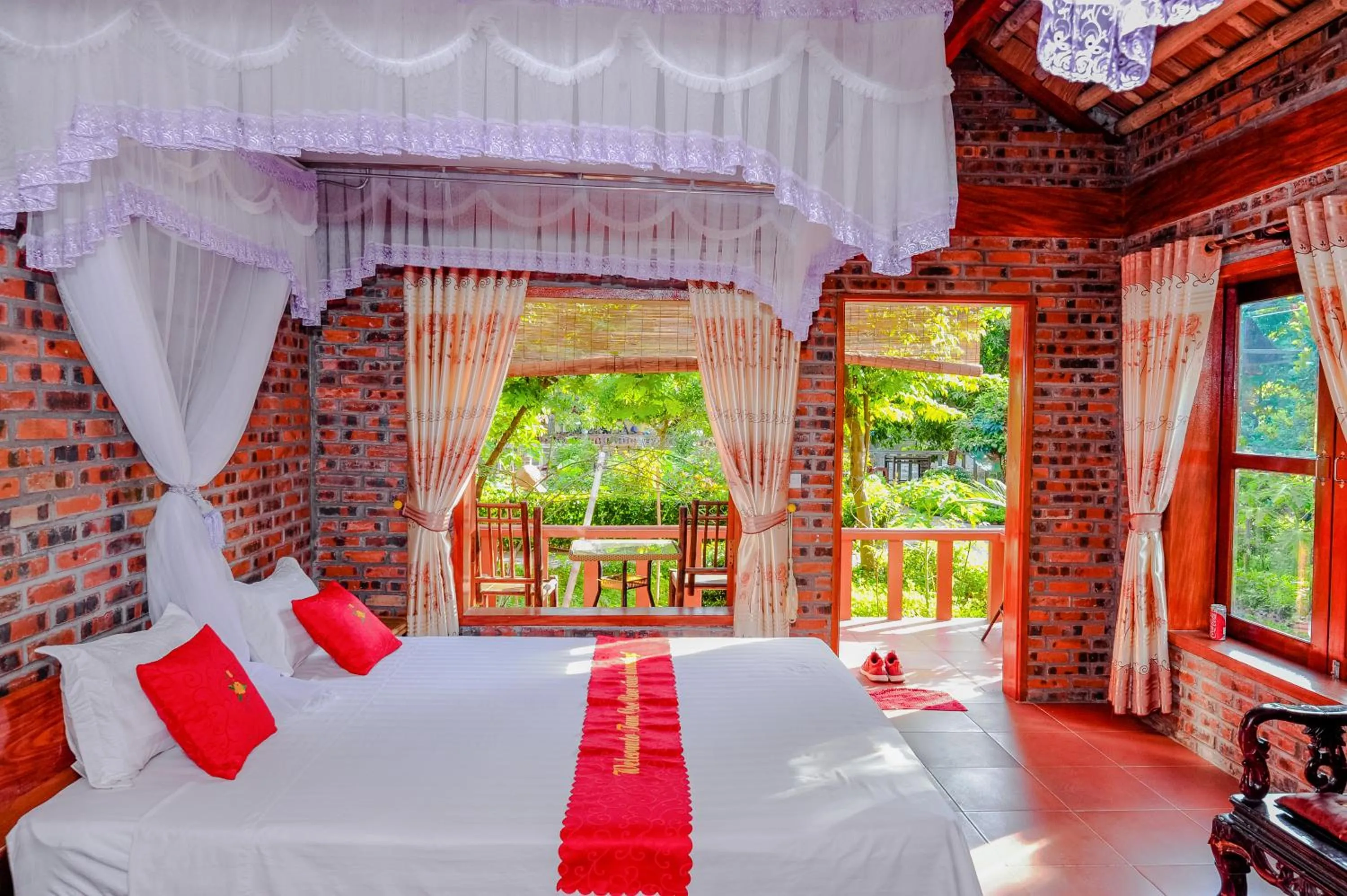 Bed in Tam Coc River View Homestay