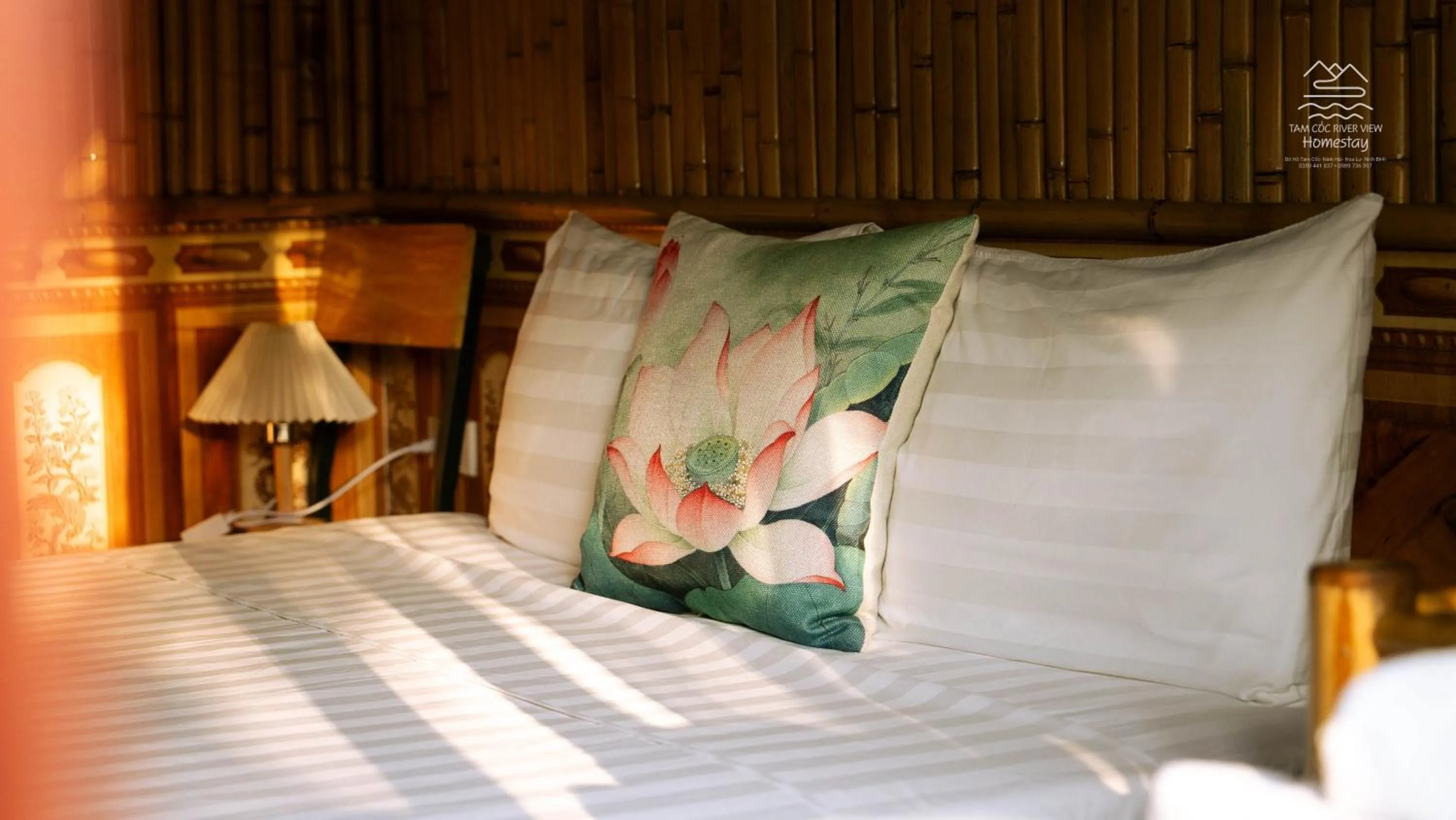 Bed in Tam Coc River View Homestay