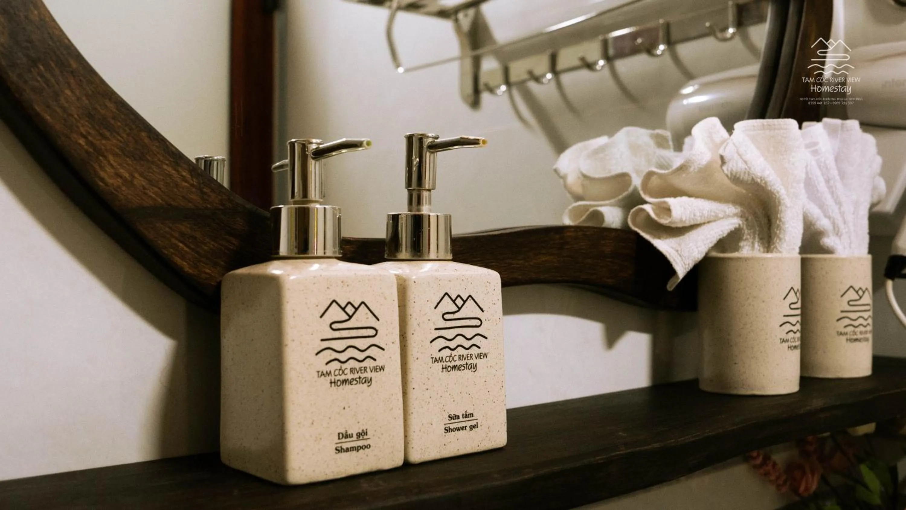 Bathroom in Tam Coc River View Homestay