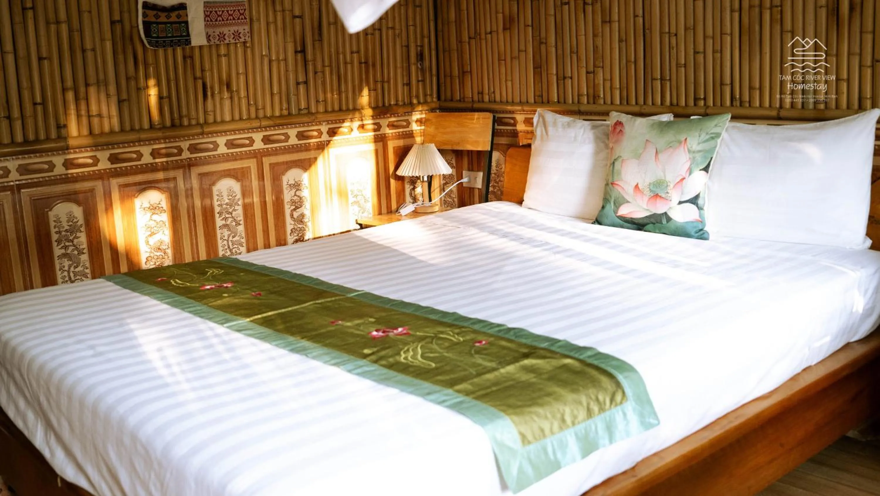 Bed in Tam Coc River View Homestay