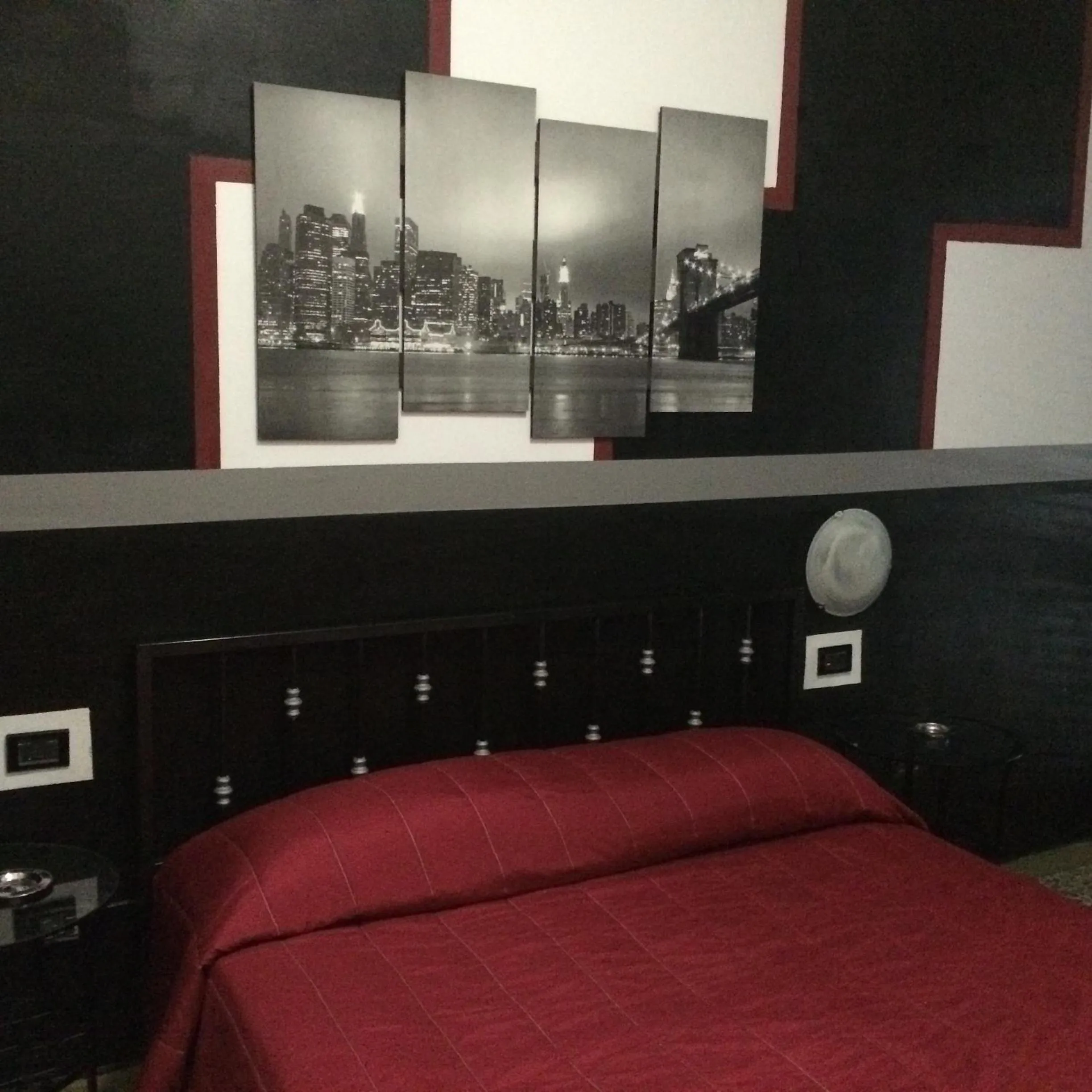 Decorative detail, Bed in Hotel Primavera