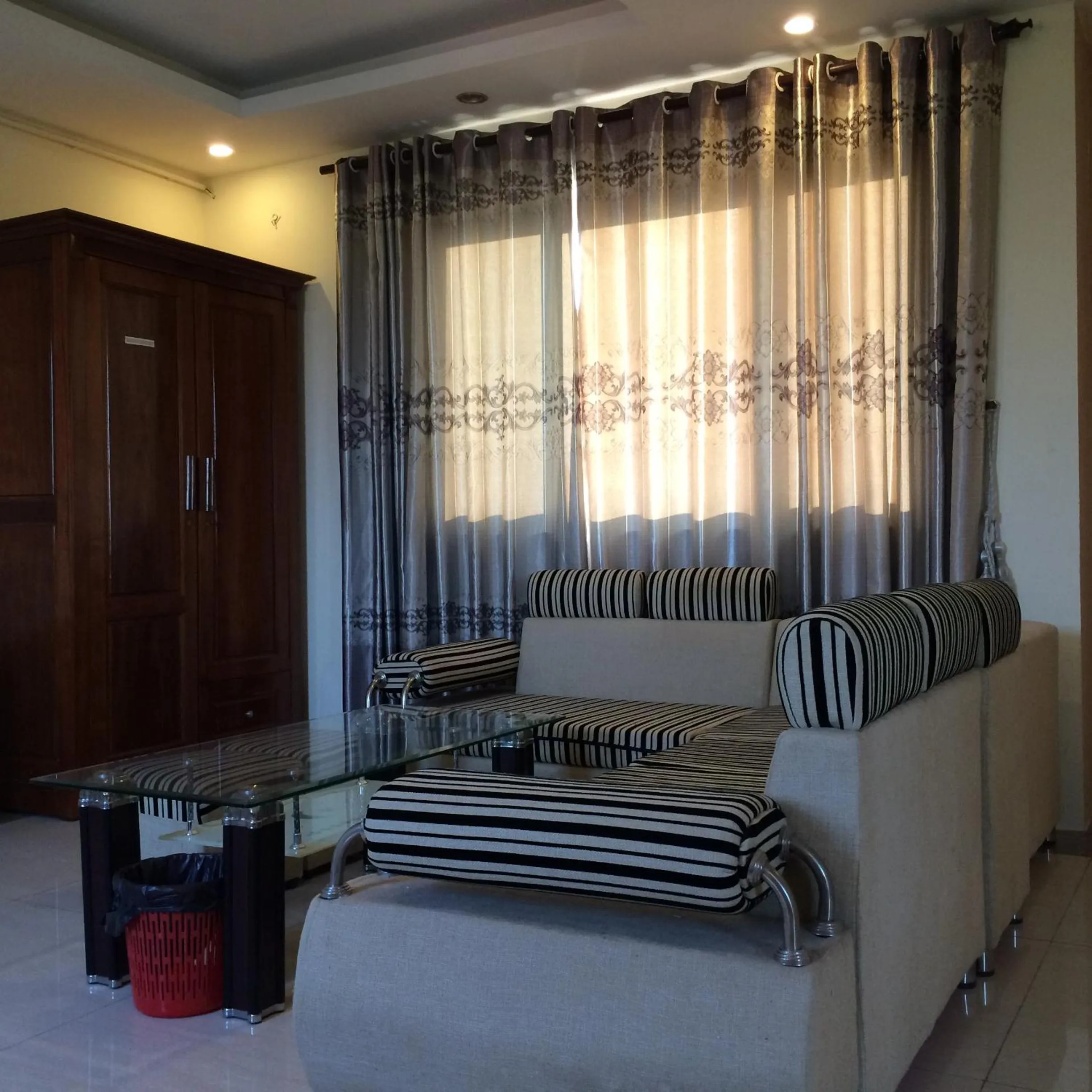 Coffee/tea facilities in Chio Hotel