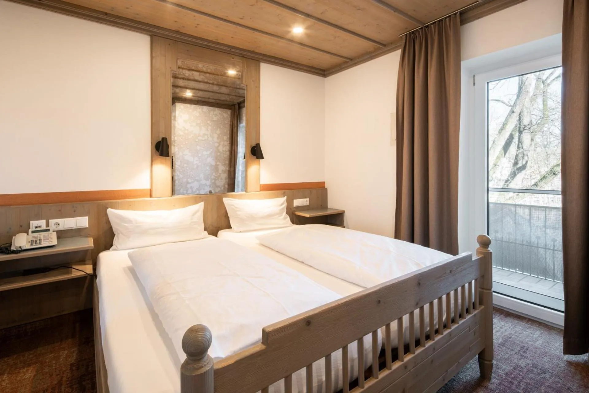 Photo of the whole room, Bed in Hotel Promenade Mein KaffeeHimmel