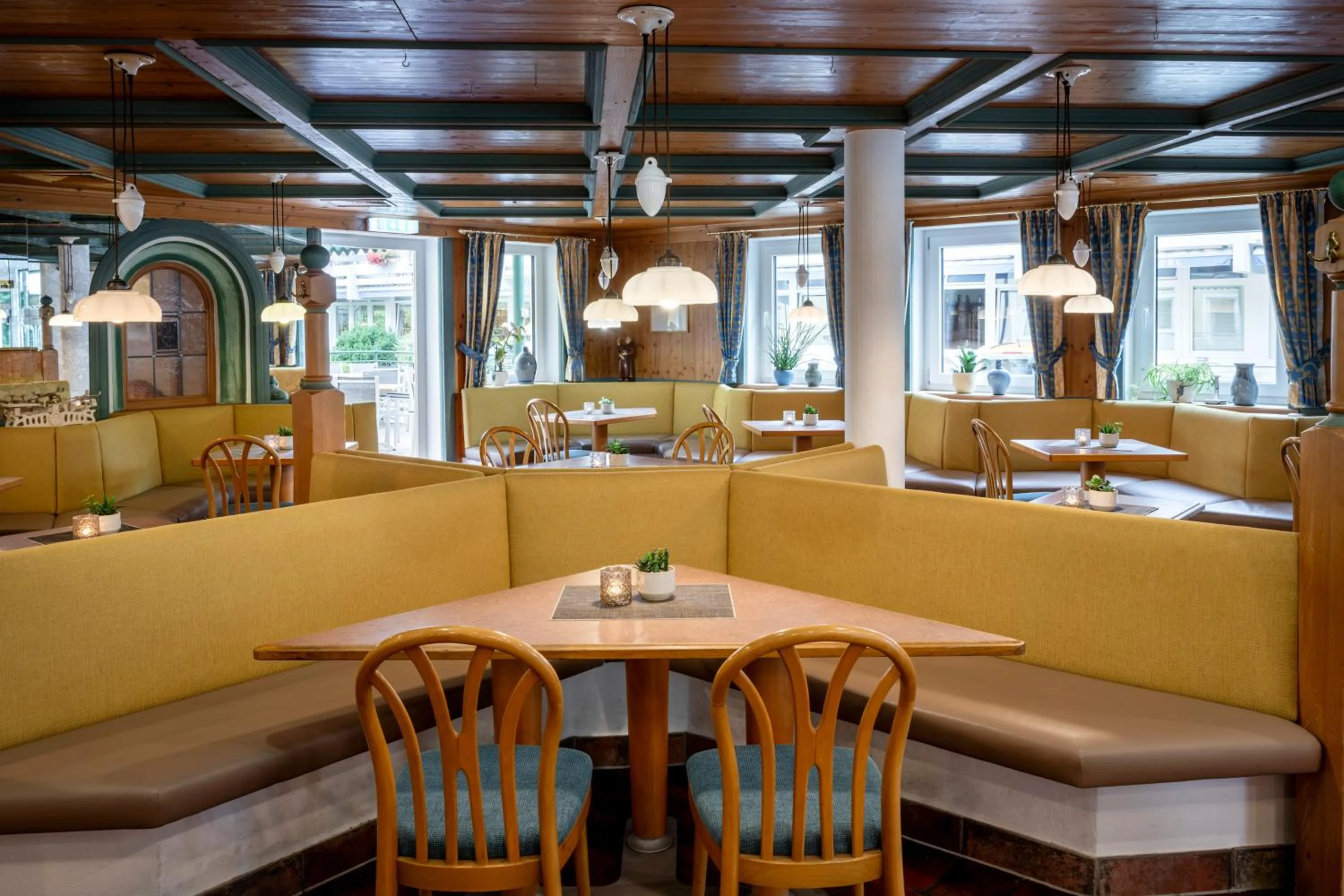 Seating area in Hotel Promenade