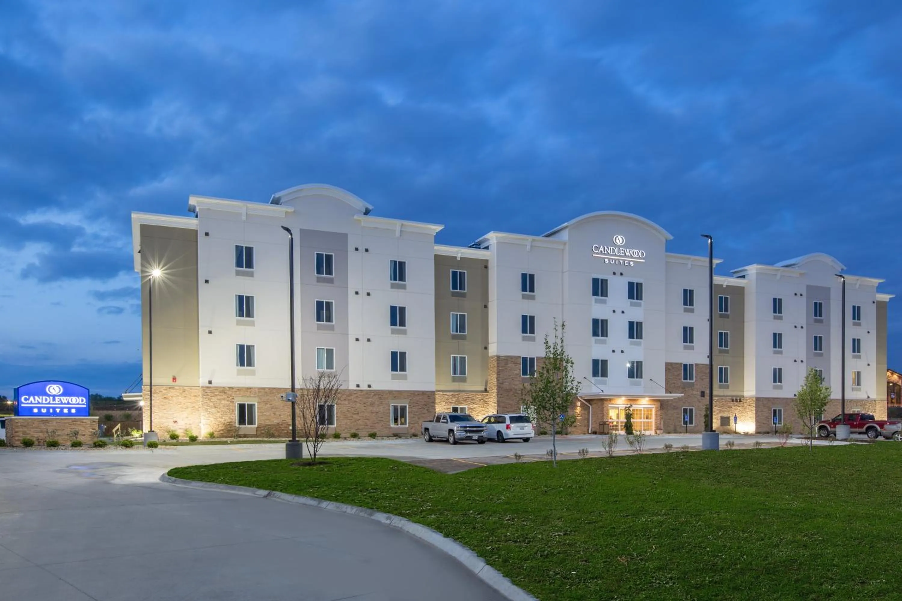 Property building in Candlewood Suites - Omaha Millard Area by IHG