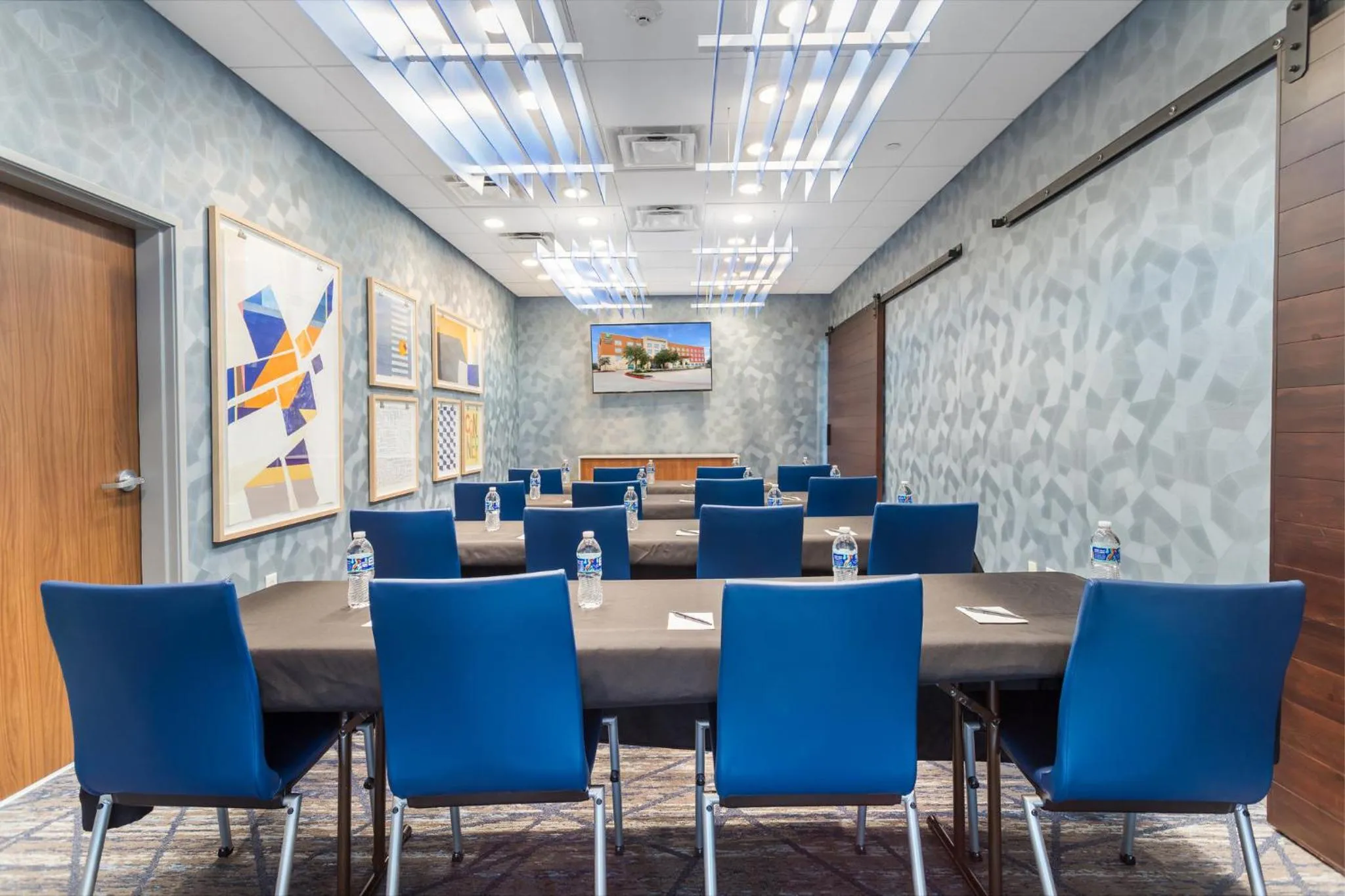 Meeting/conference room in Holiday Inn Express & Suites - Houston NW - Cypress Grand Pky by IHG