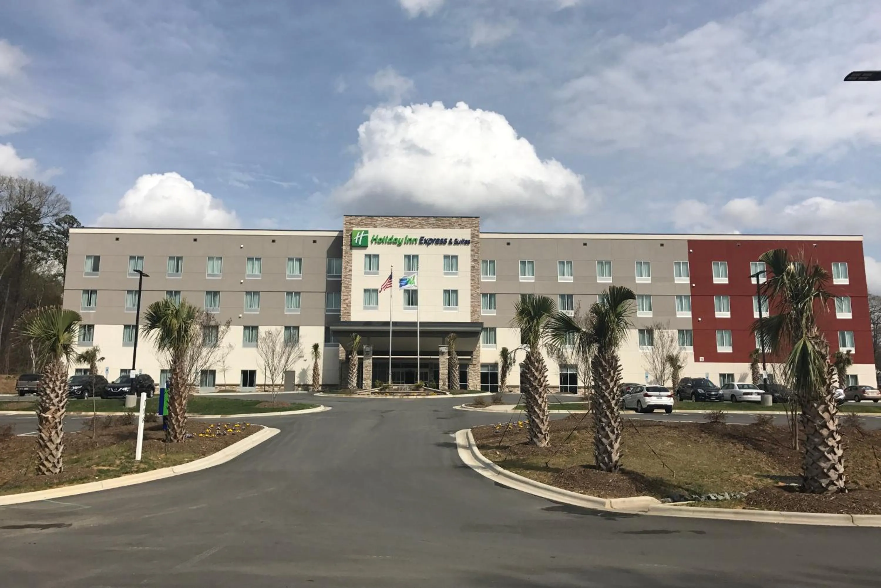 Property building in Holiday Inn Express & Suites - Charlotte Airport by IHG