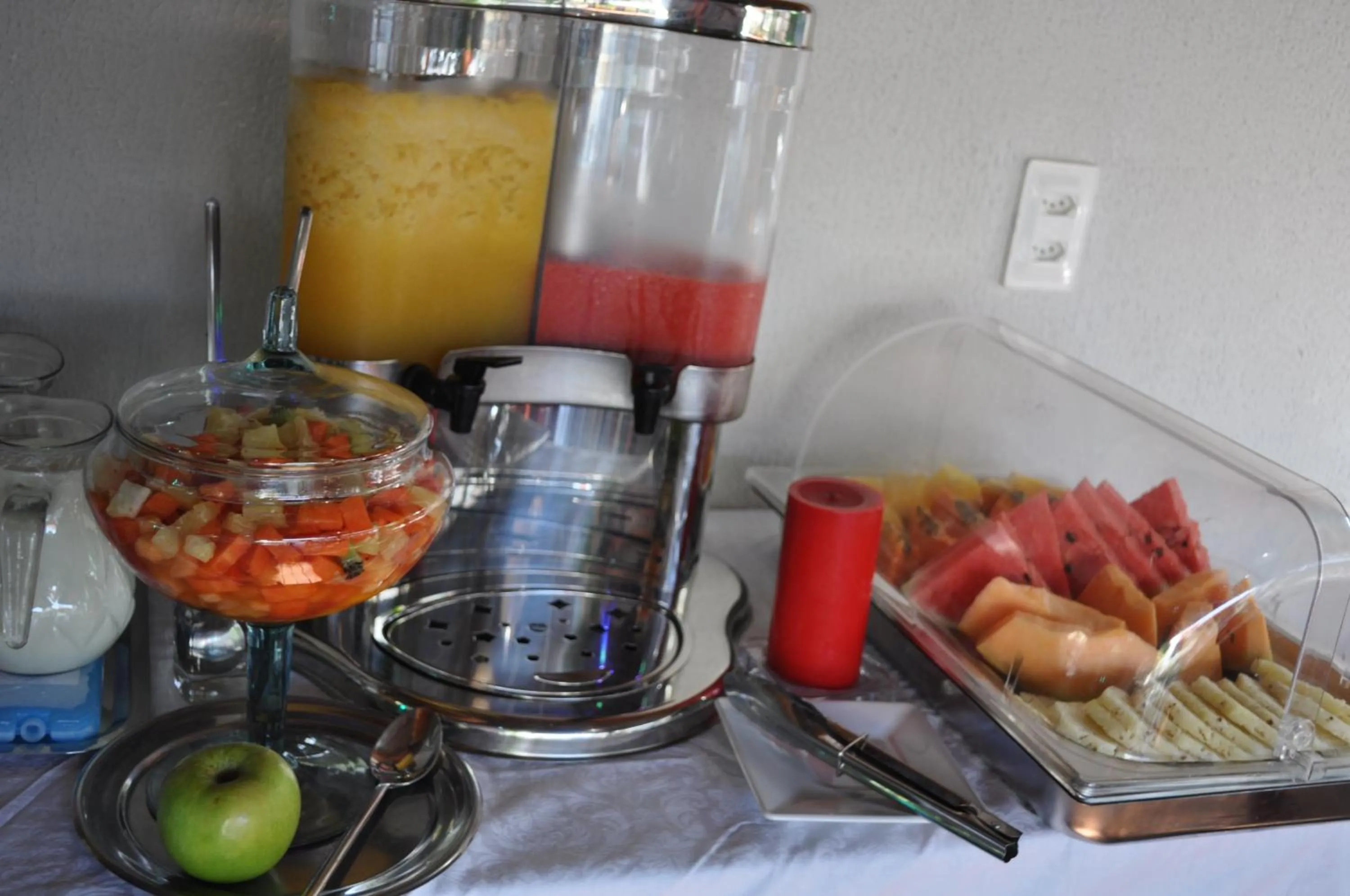 Food and drinks in Pousada Waikiki Boutique