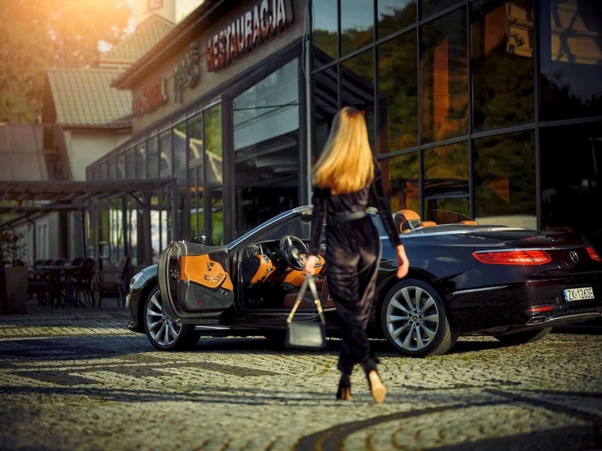 Restaurant/places to eat in Hotel Verde