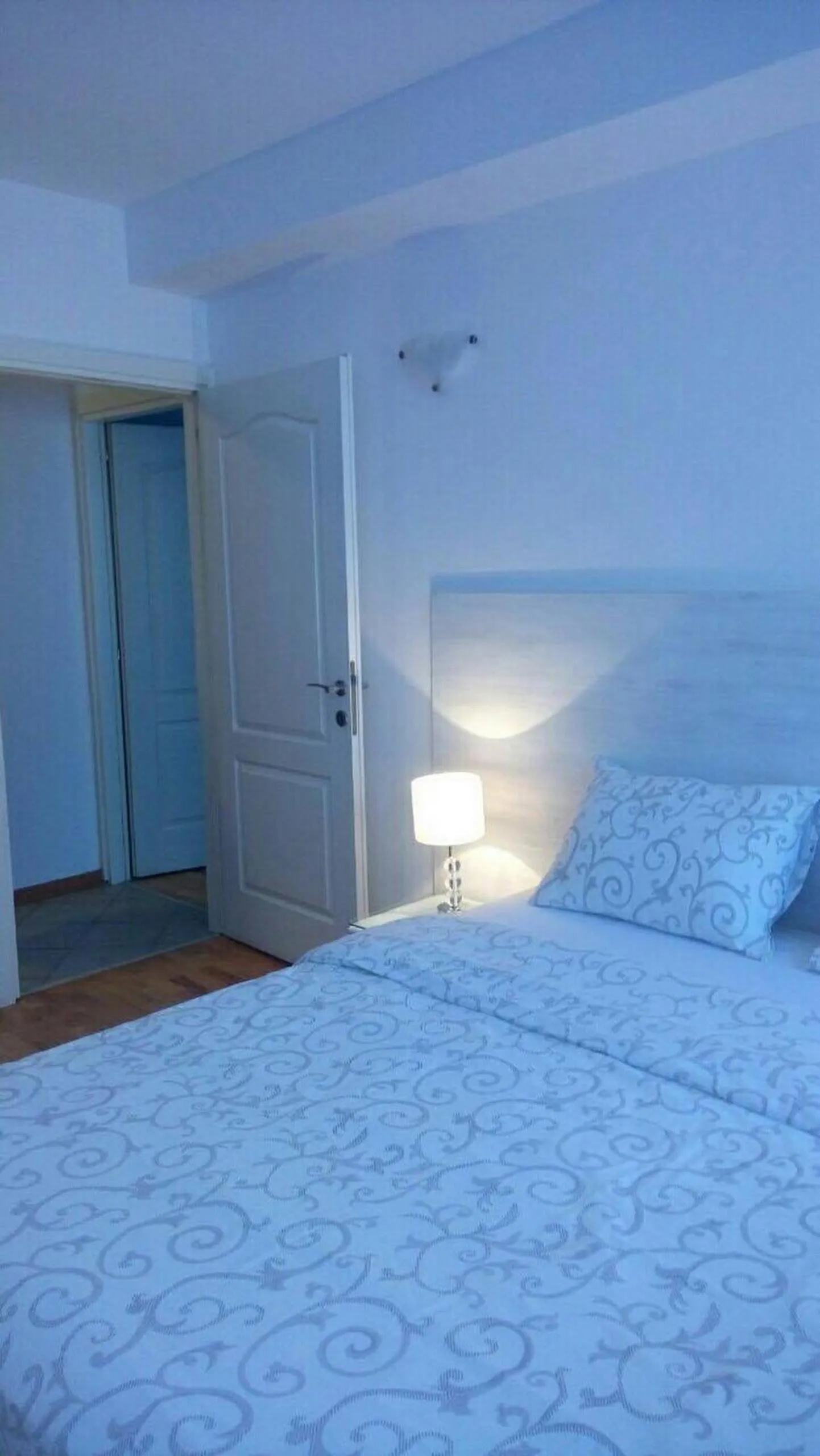 Bed in Apartment Zindan