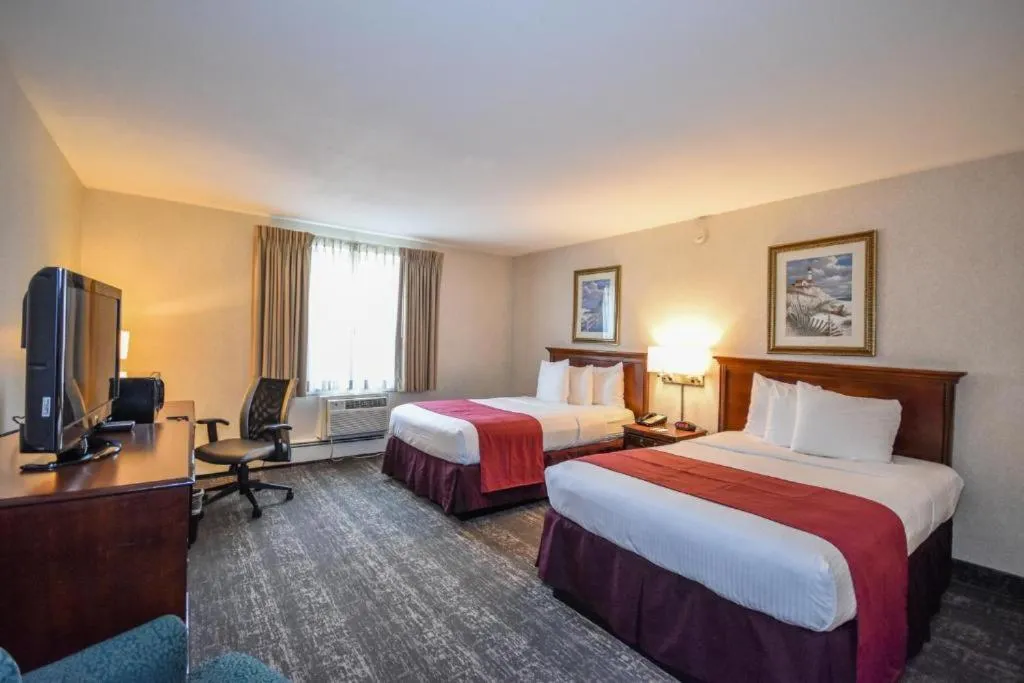 Bed in Charles River Inn