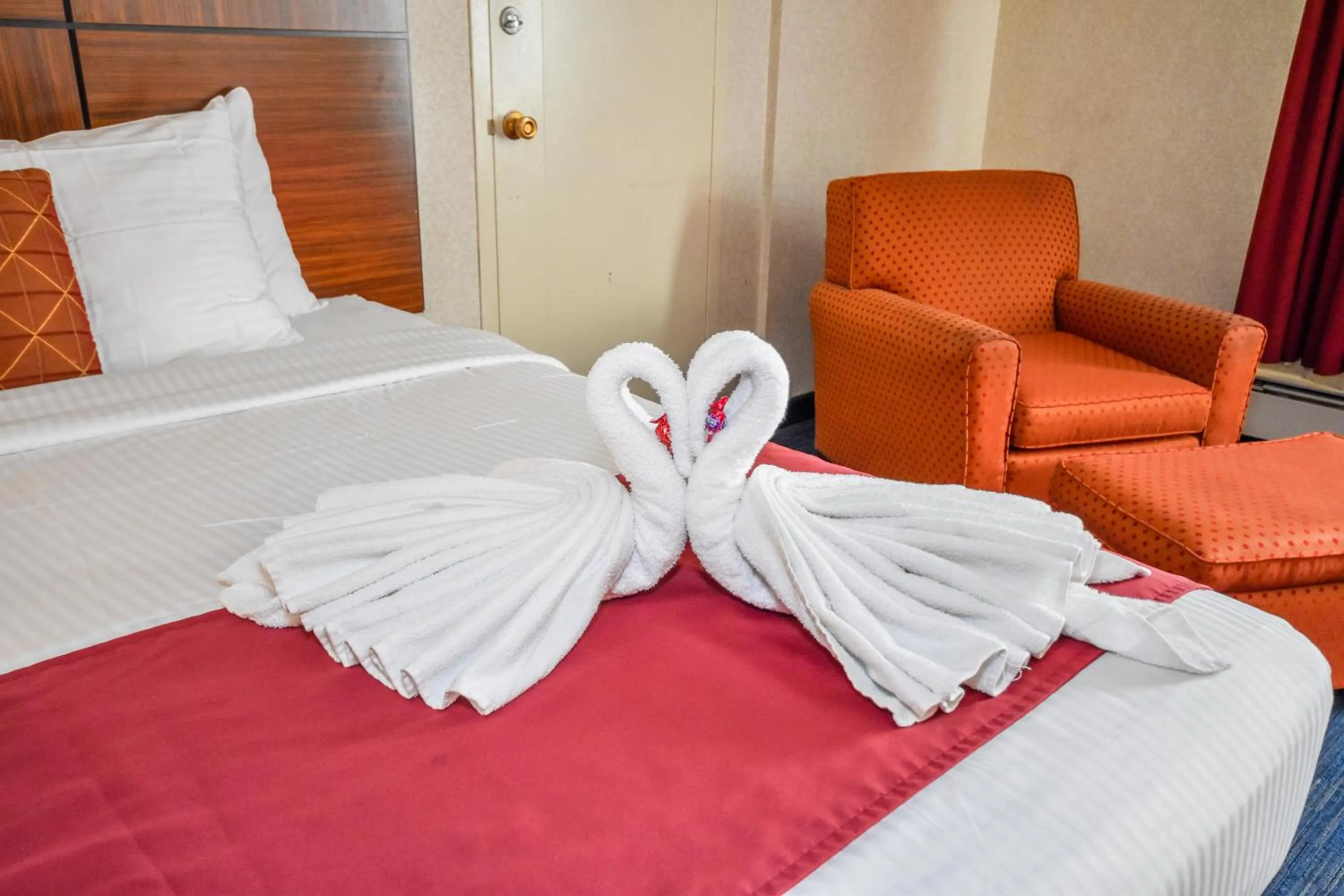 Bed in Charles River Inn